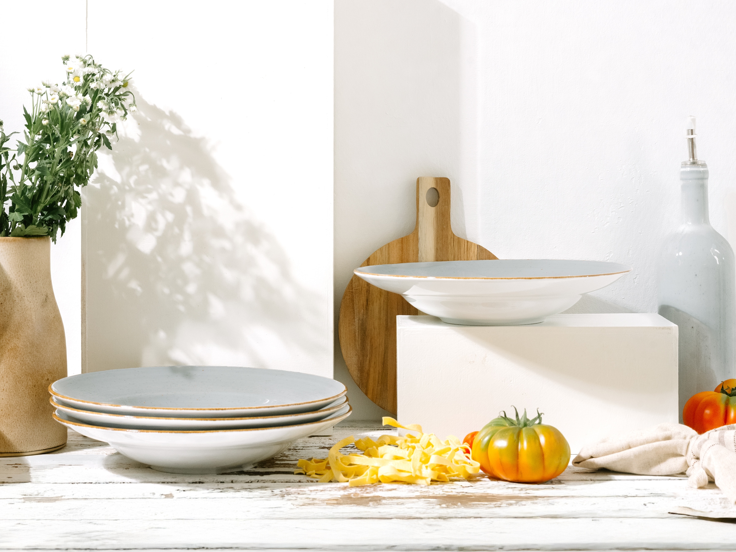 CreaTable Pastateller »Vintage Nature, Pastateller 27 cm 4-tlg« Handgemalt, Gesprenkelt, Rustikales Außenband