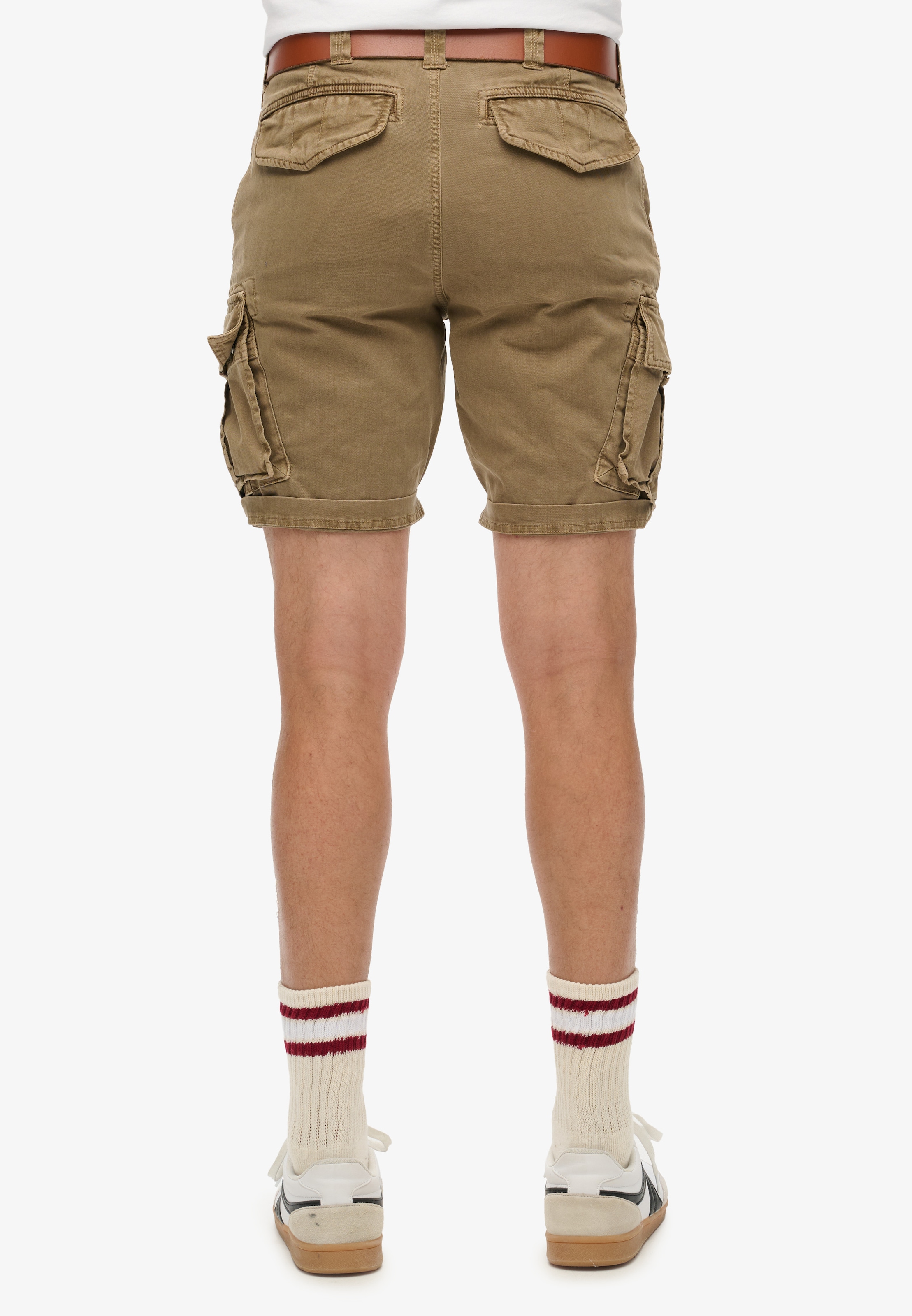 Superdry Cargobermudas »CORE CARGO SHORT«  Straight Fit, mit Reißverschluss und 1-Knopf-Verschluss, knielang