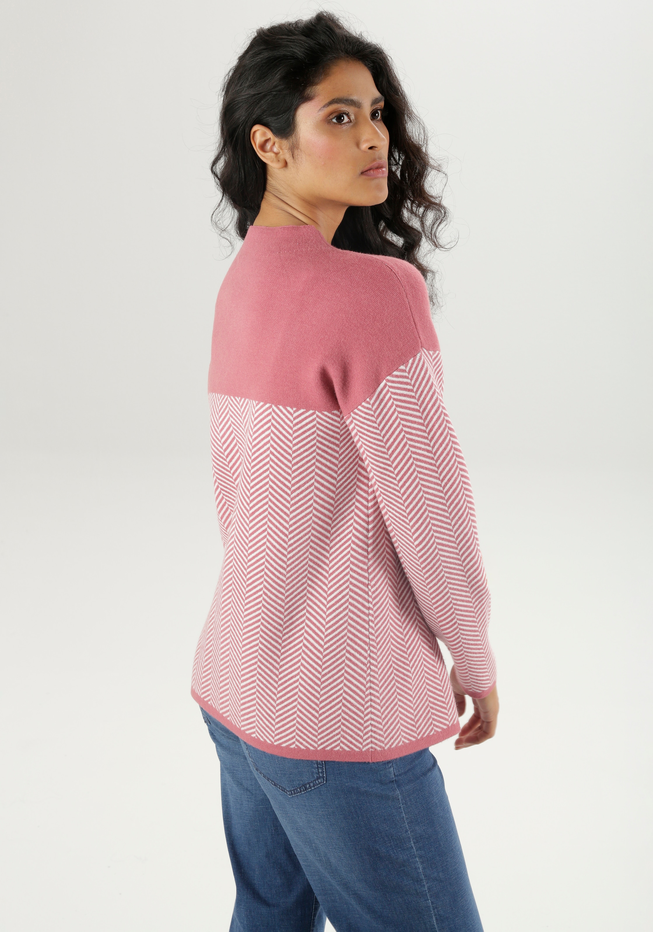 Aniston SELECTED Strickpullover, mit weiterem Stehkragen