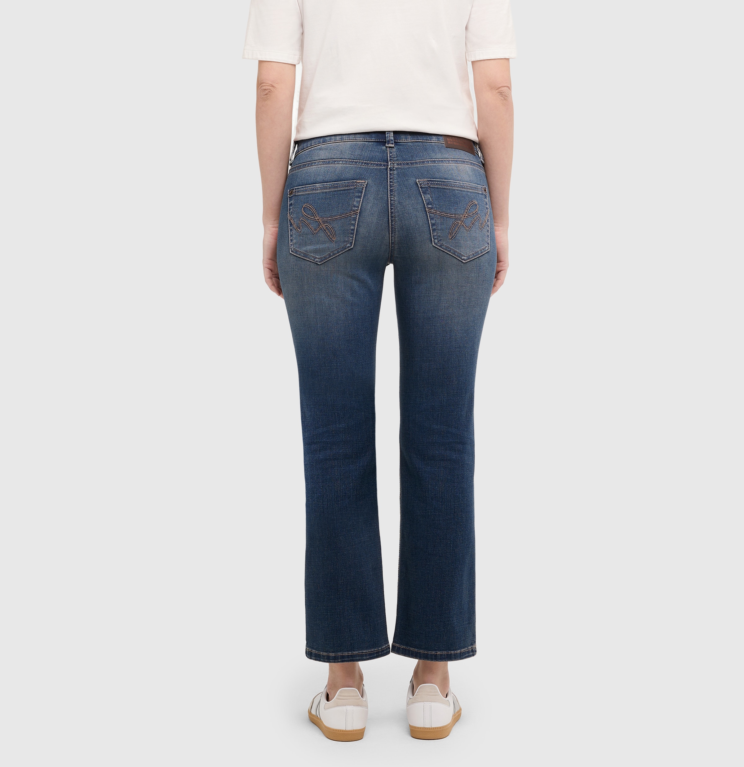 MAC Slim-fit-Jeans »CARRIE straight« Atmungsaktiver Ganzjahres-Denim