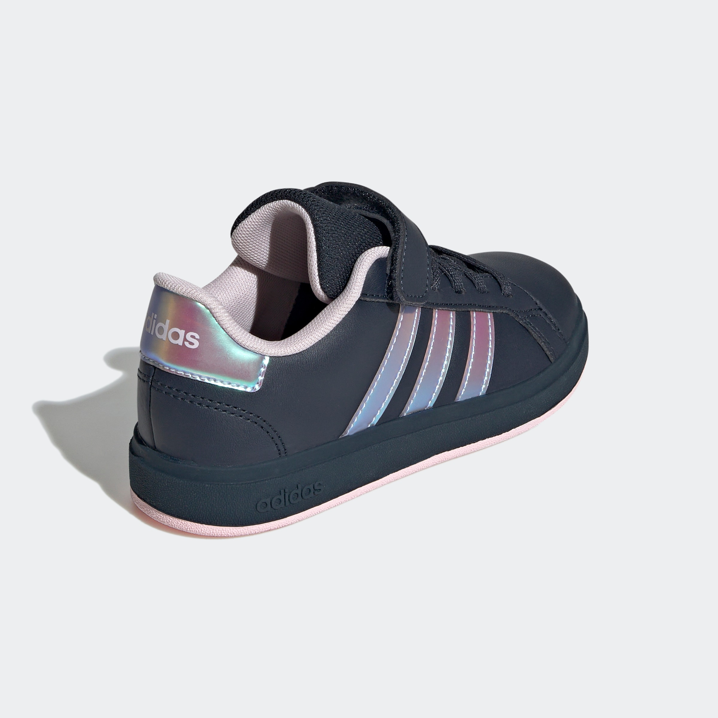 adidas Sportswear Klettschuh »GRAND COURT 2.0 KIDS«, Design auf den Spuren des adidas Superstar