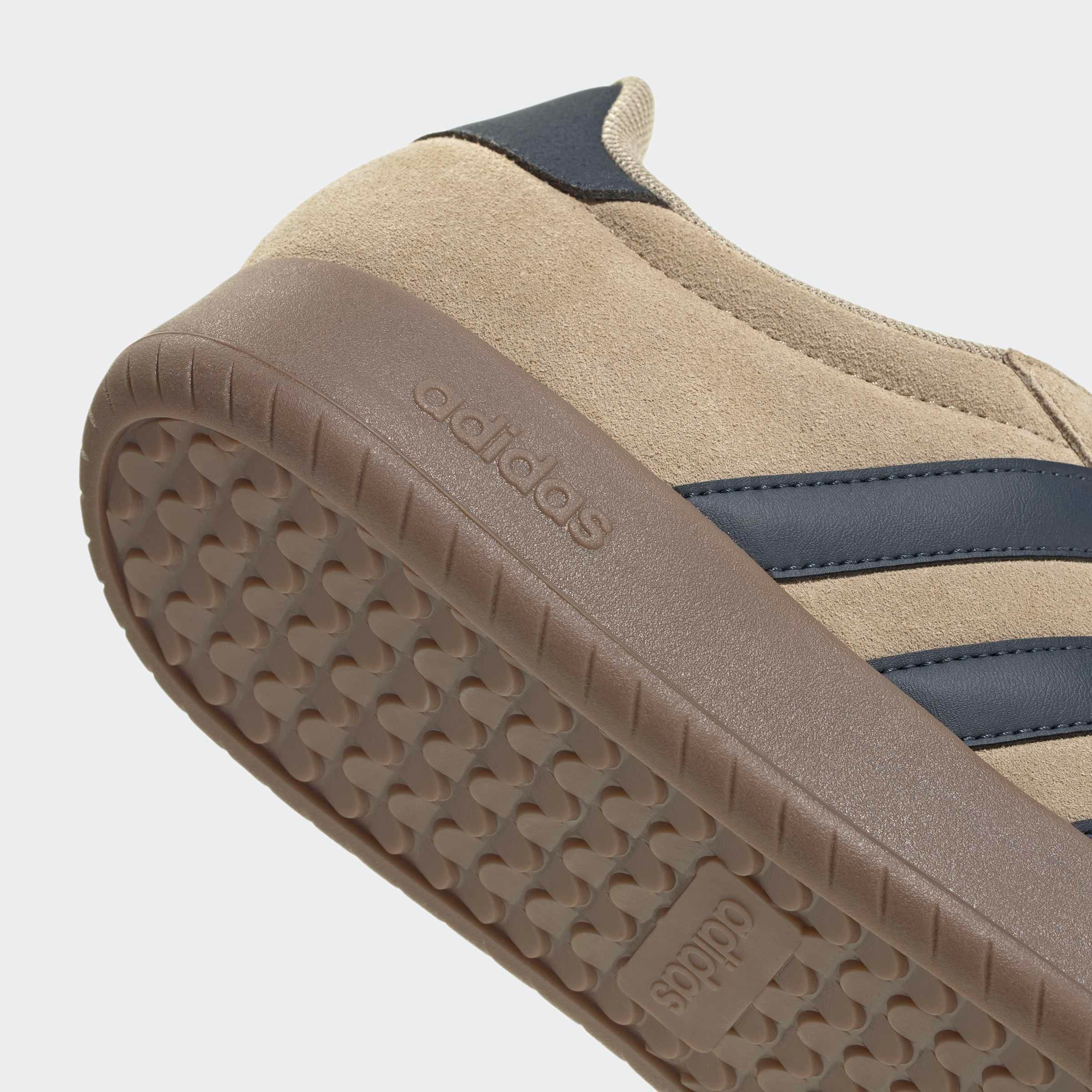 adidas Sportswear Sneaker »BARREDA«  inspiriert vom Design des adidas handball spezial