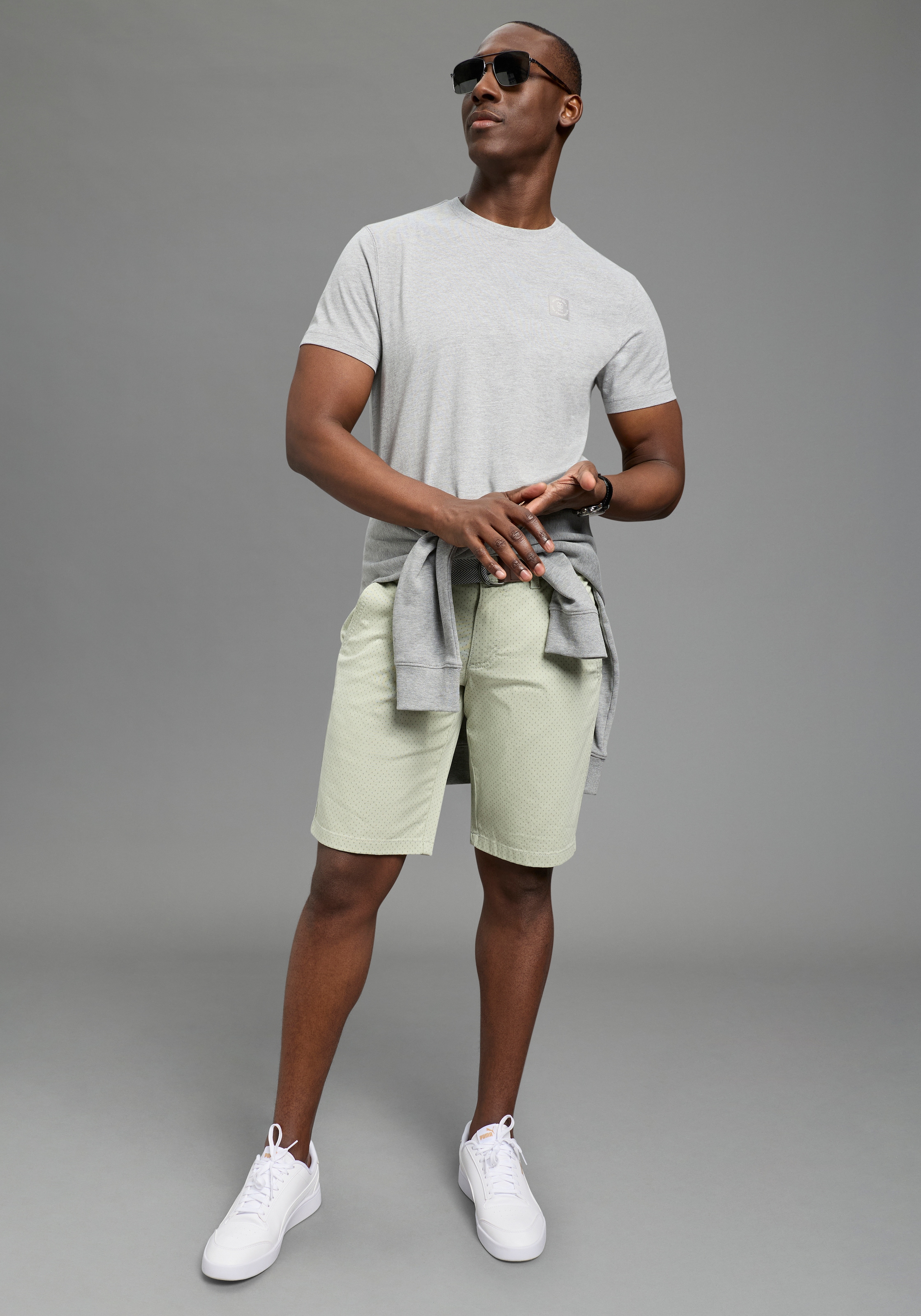 DELMAO Rundhalsshirt »Neue Kollektion!« 2er-Pack,  normale Passform, kurzarm, mit Rundhalsausschnitt, bedruckt