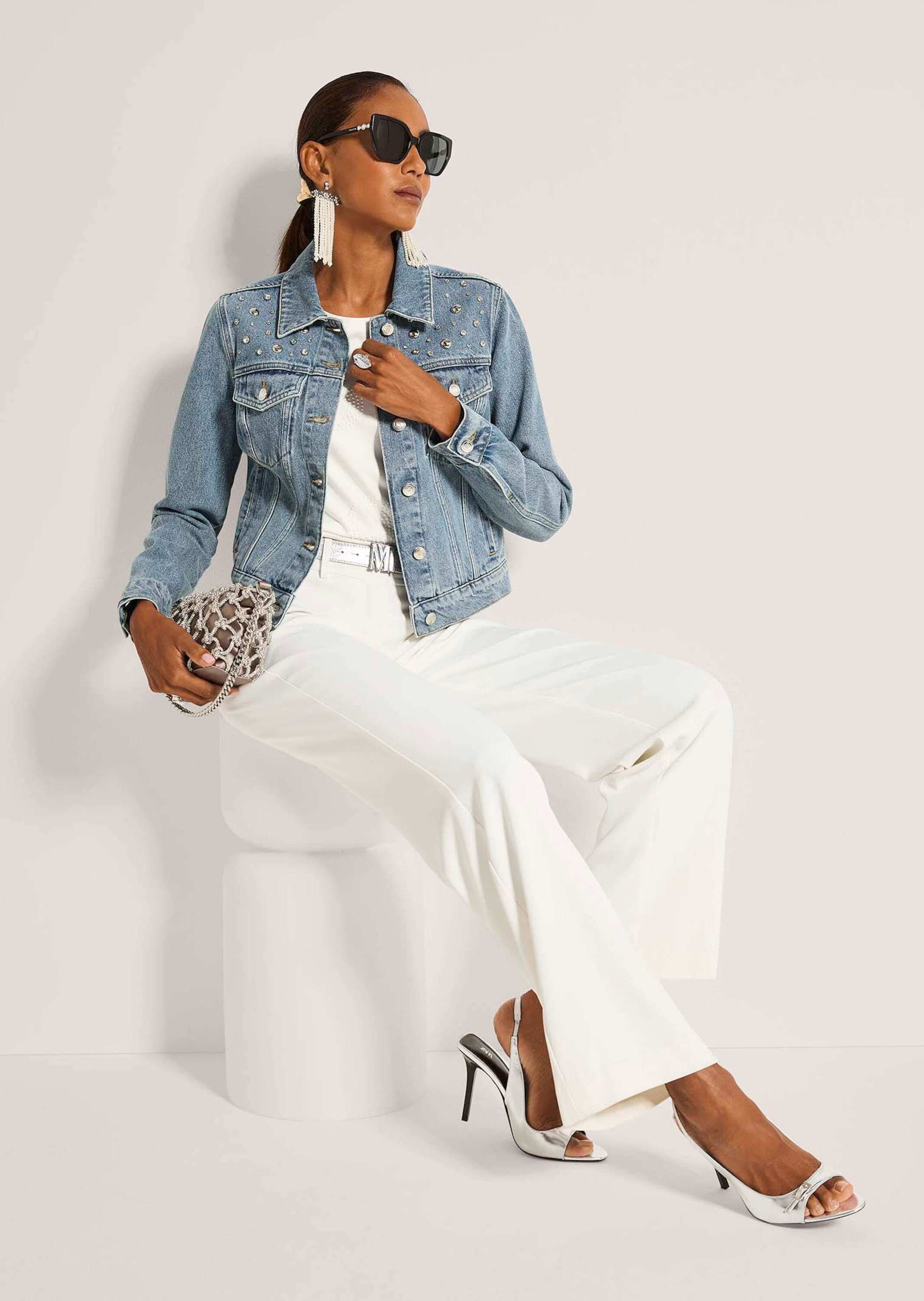 MADELEINE Jeansjacke »Jeansjacke Übergangsjacke mit Nieten« mit Nieten besetzt