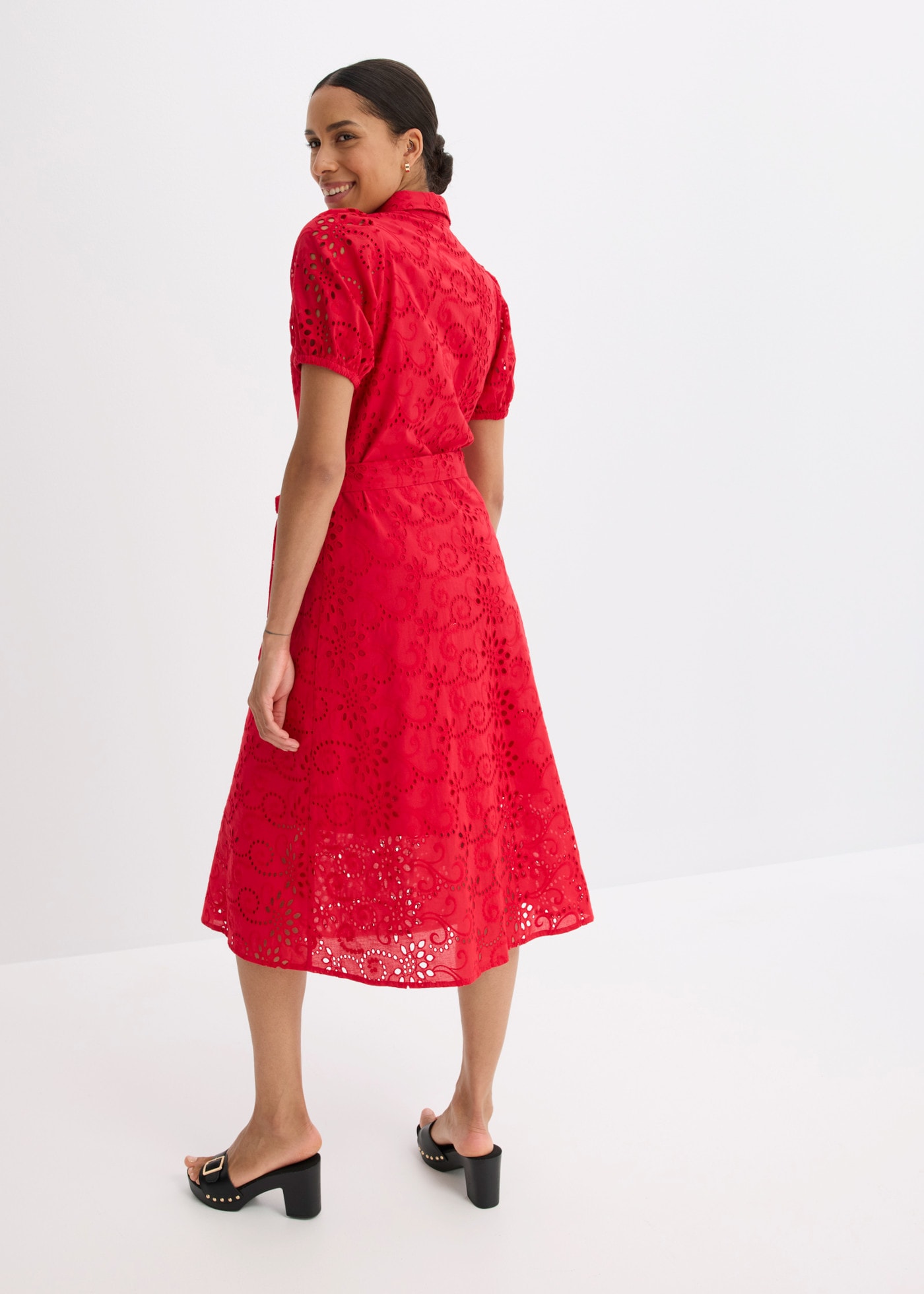 bonprix Blusenkleid aus reiner Baumwolle, mit Lochstickerei