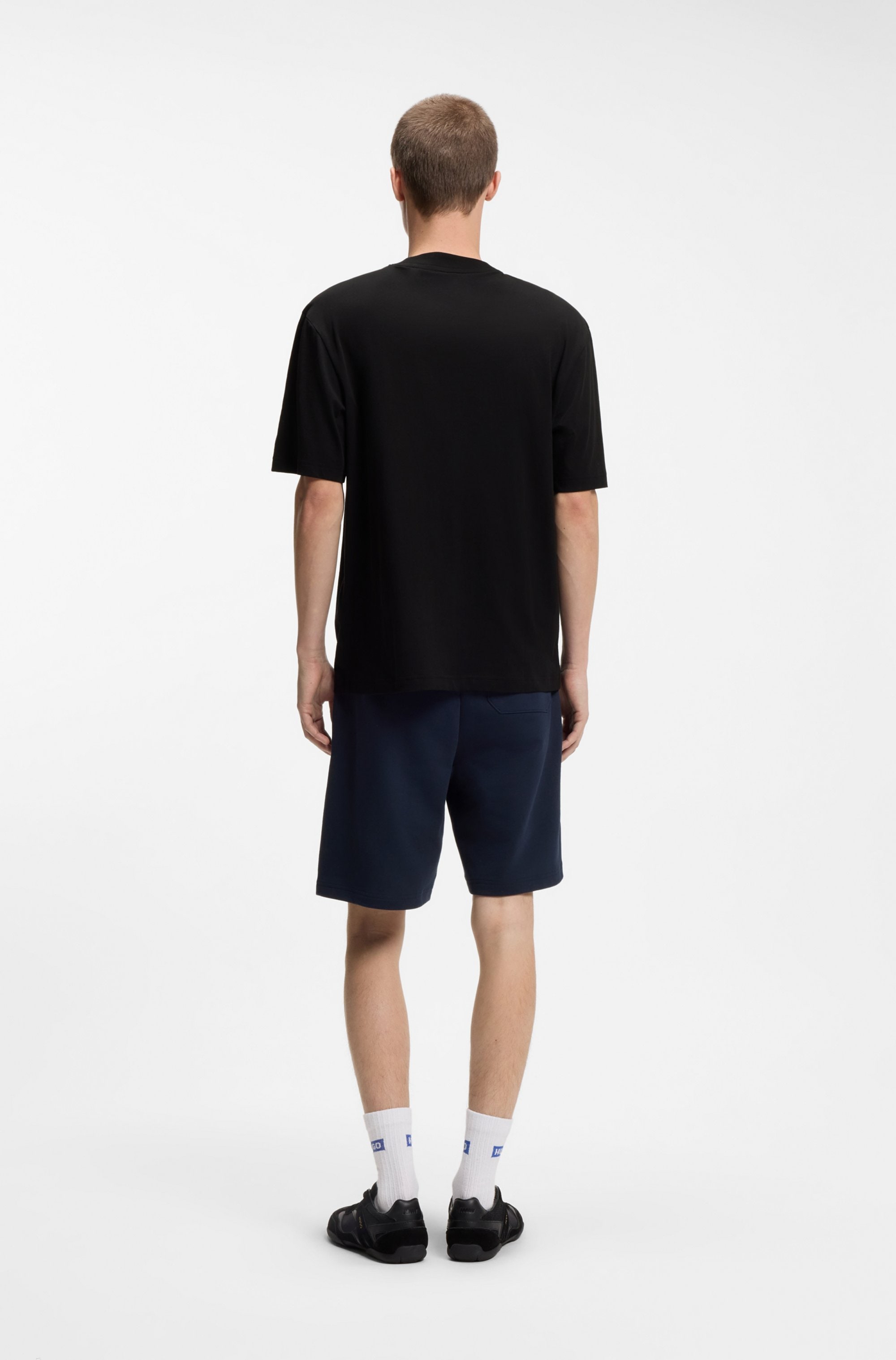 HUGO Blue T-Shirt Regula Fit, Rundhalsausschnitt, Logoprint, reine Baumwolle