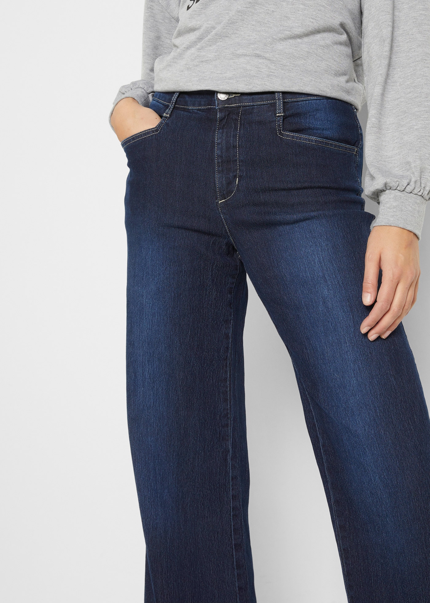 bonprix Weite Jeans »Wide Leg Jeans Mid Waist, Stretch« 2 Stk. im Five-Pocket Style und mit leicht ausgestelltem Bein