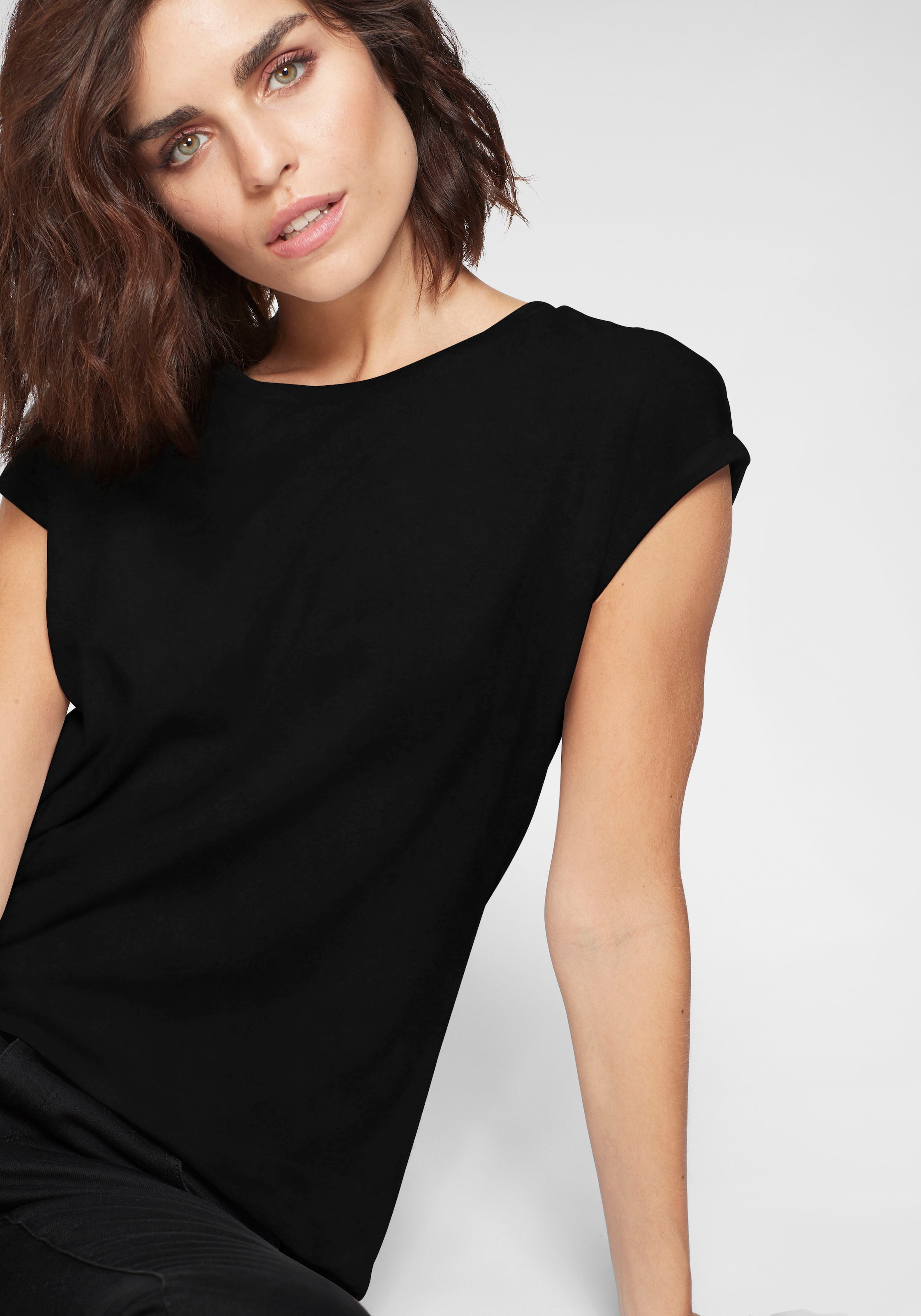 Tamaris T-Shirt, Kurzarm, Regular Fit, unifarben, mit Rundhalsausschnitt