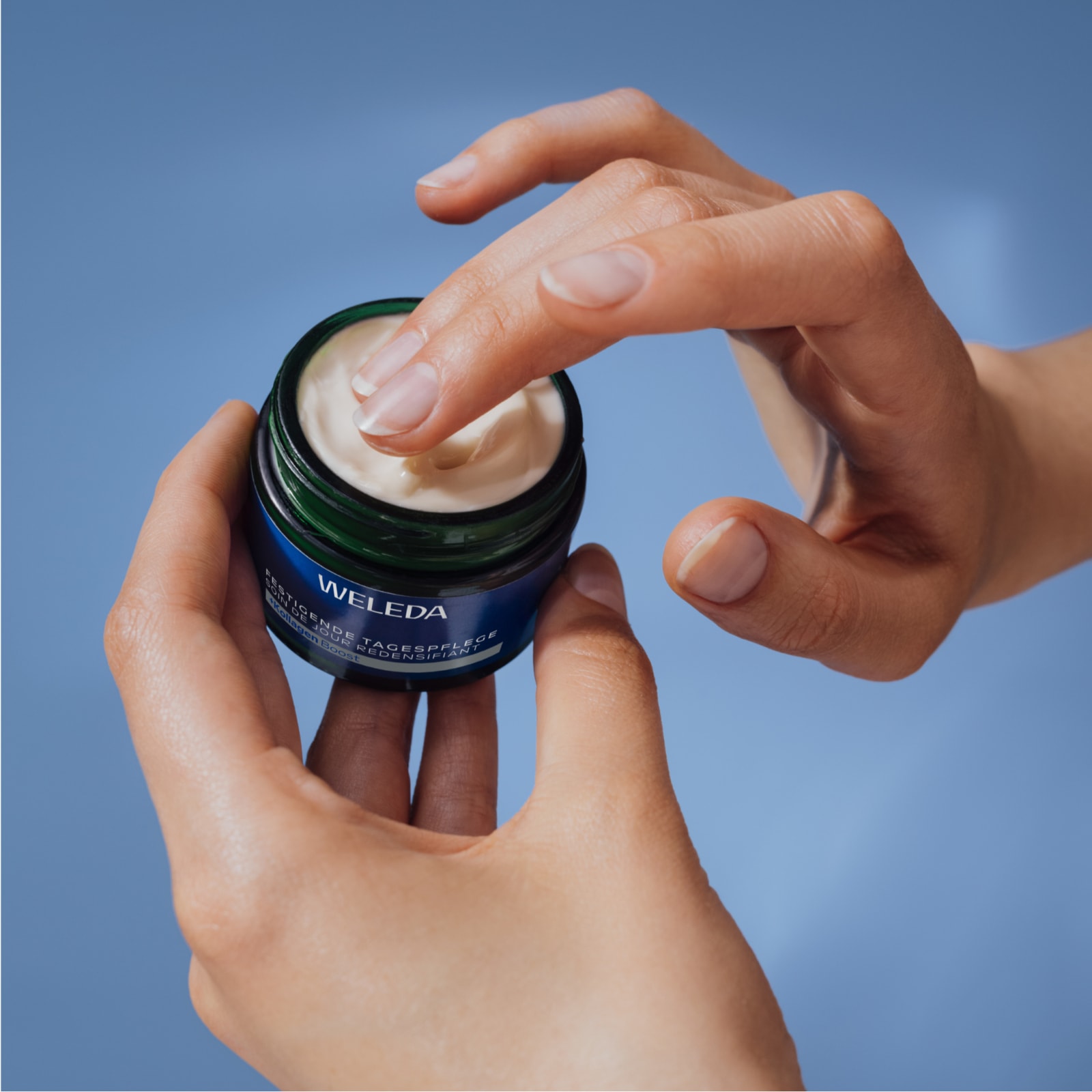 WELEDA Tagescreme »FESTIGENDE TAGEPFLEGE BLAUER EINZIAN & EDELWEISS« mindert tiefe Falten & Pigmentflecken, steigert den Kollagengehalt