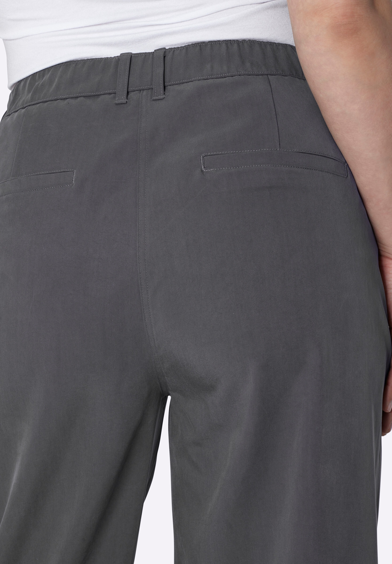 Sheego Stoffhose »Hose Hose in weiter Form«