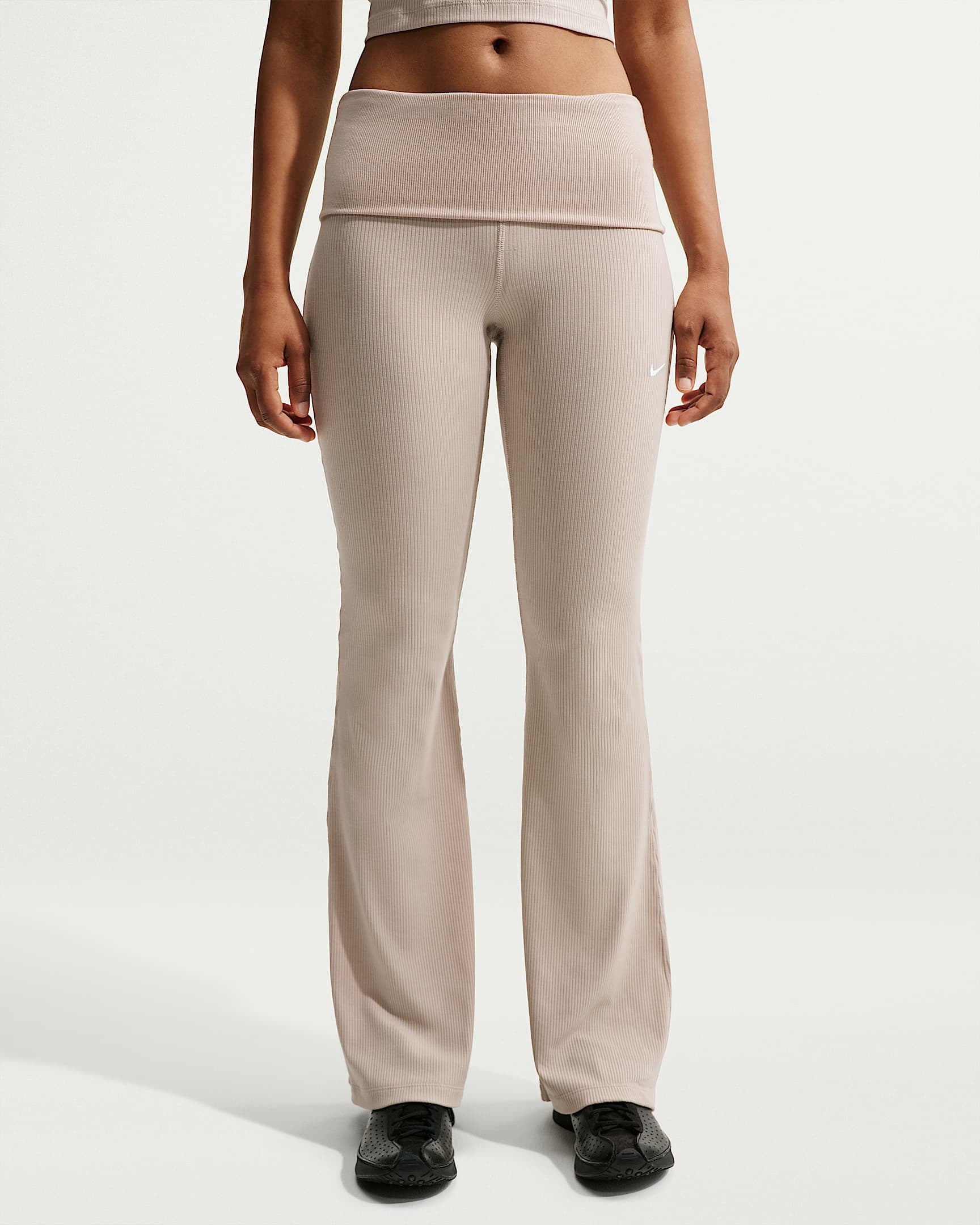 Nike Sportswear Sporthose »W NSW CHILL KNIT RIB PANT«  mit elastischem Bund, lässige Silhouette