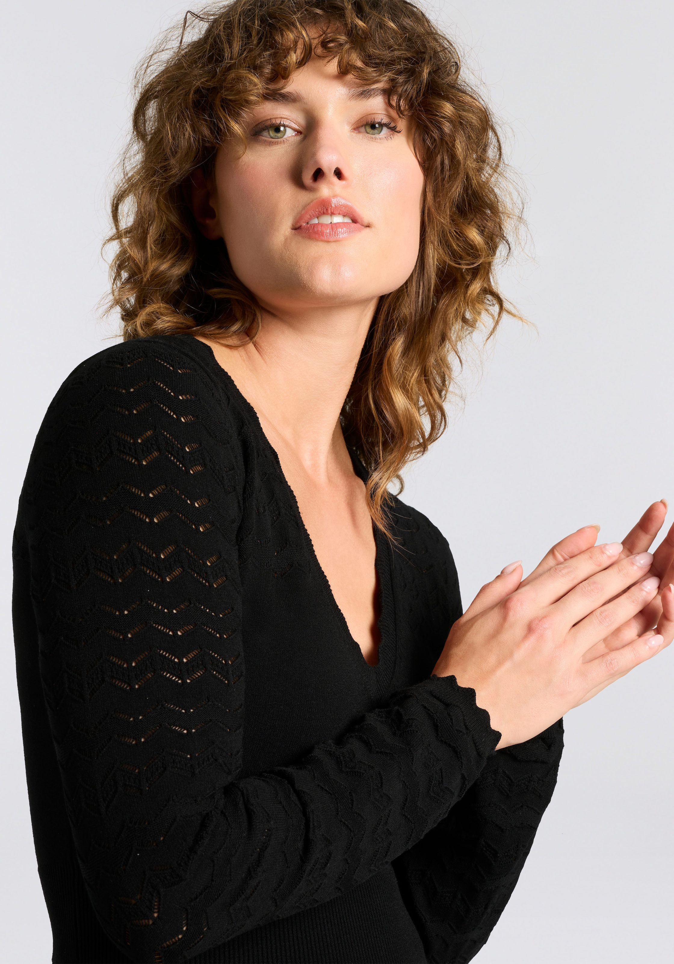 BOSS ORANGE A-Linien-Kleid »Figoli Premium Damenmode« mit V-Ausschnitt