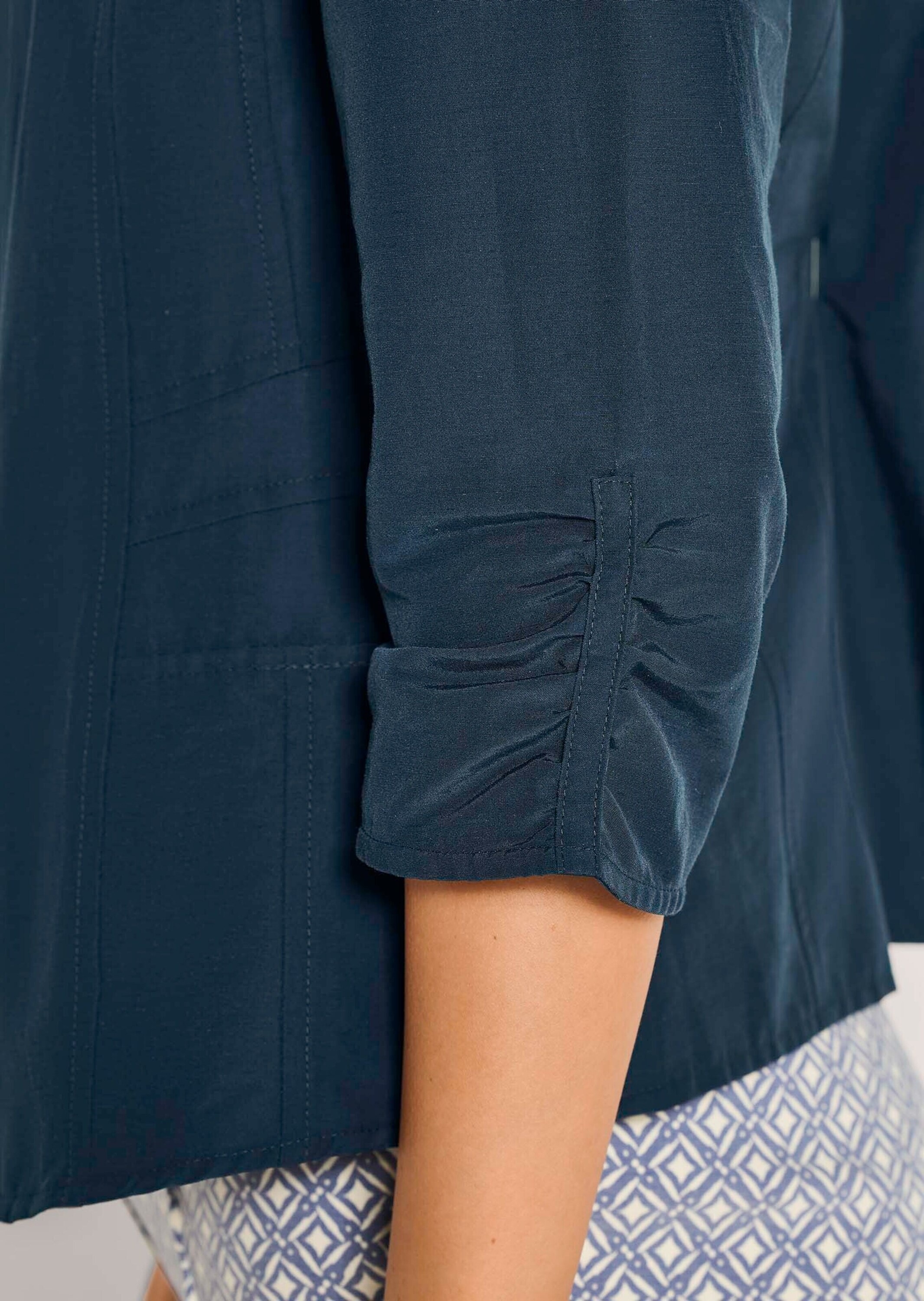 MADELEINE Langarmshirt »Shirtjacke Sommerleichte Jacke mit Reverskragen« Leichtblazer mit Raffdetails