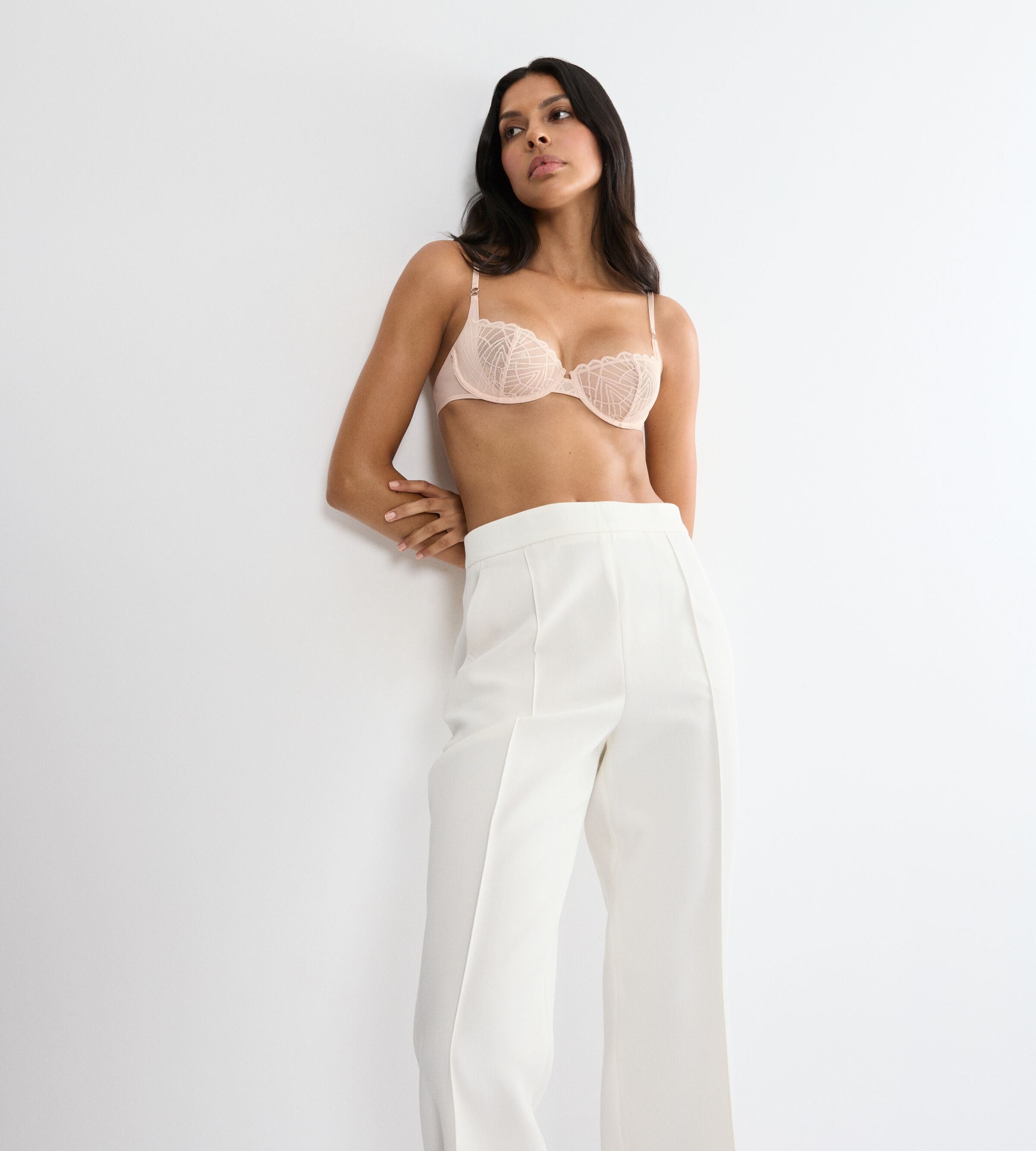 Triumph Balconette-BH »That Night In Vegas« Komfort-Bügel, Spitze, Mesh