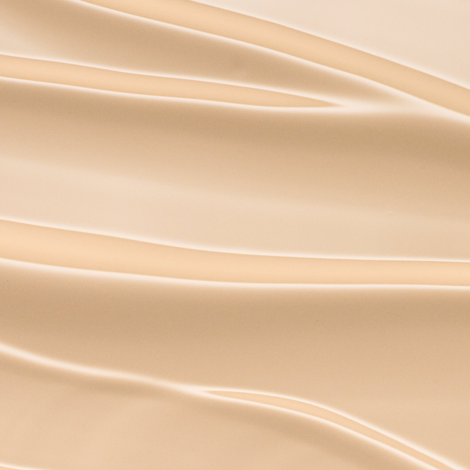 Essence Foundation »BRIGHTEN UP! cushion foundation« 3-tlg., flüssige Textur, aufbaubare Deckkraft, wasserfest, aufhellend