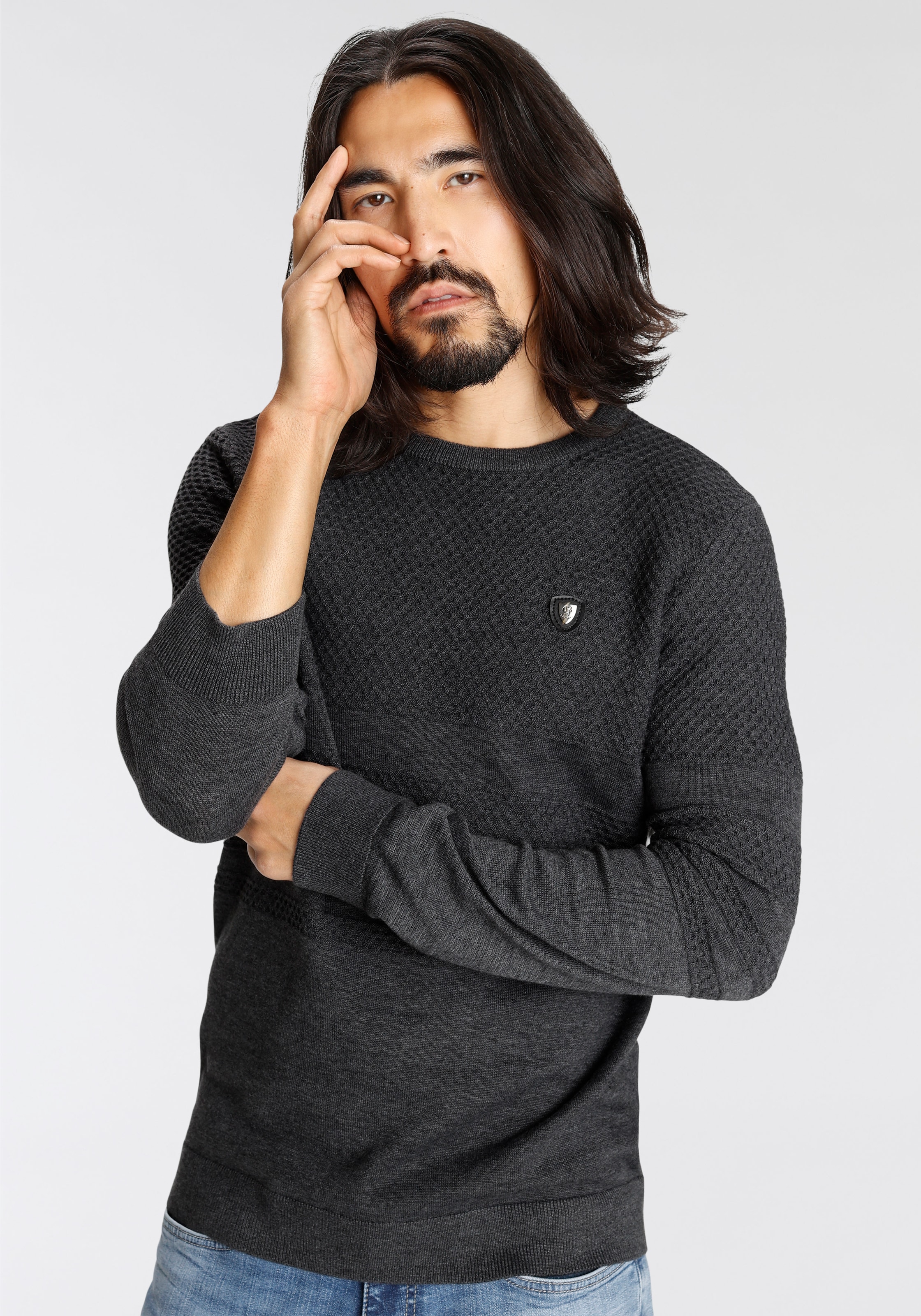 Bruno Banani Strickpullover, mit modischer Struktur