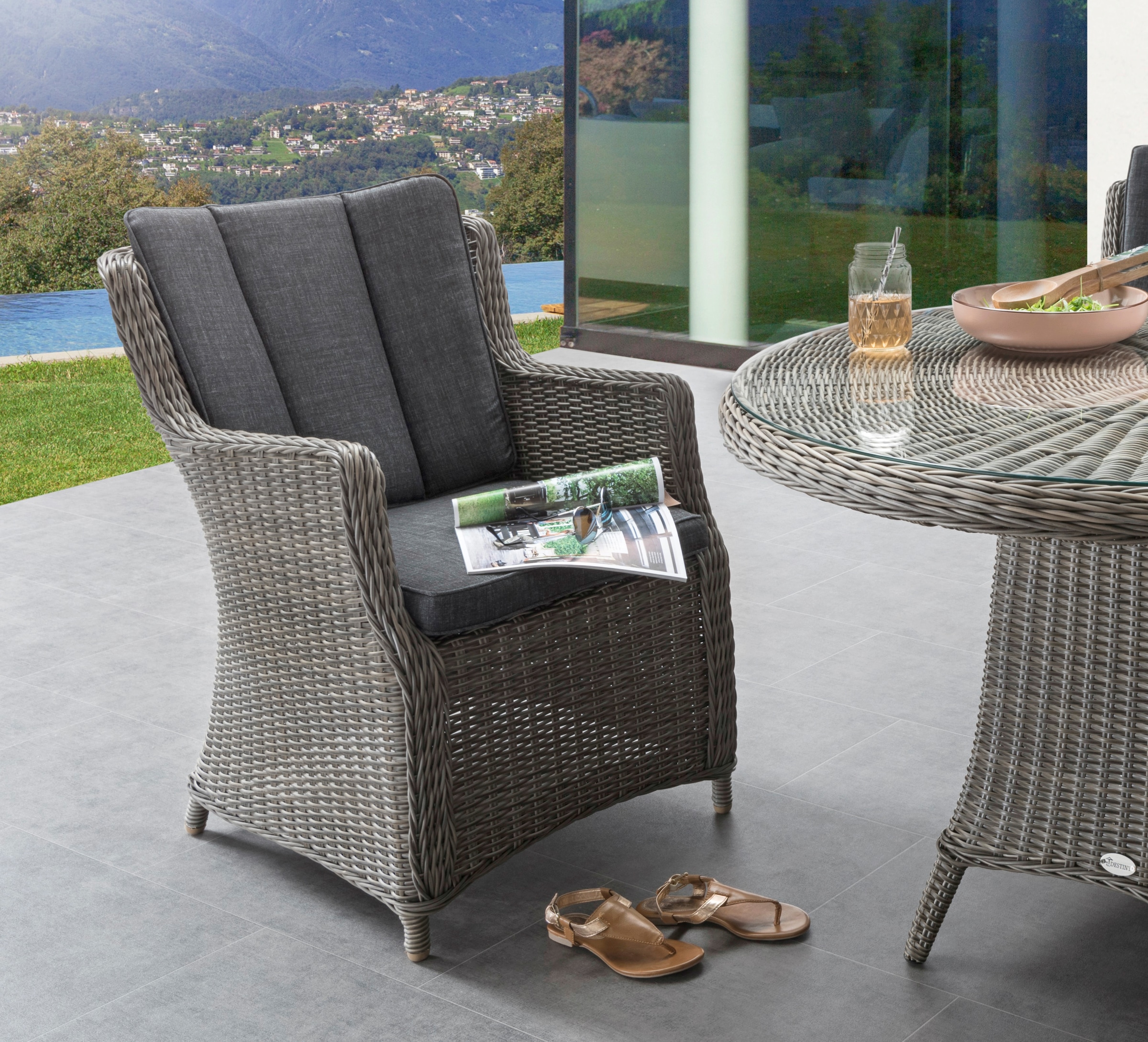 Destiny Garten-Essgruppe »LUNA«, (13 tlg., 4x Sessel, 1x Tisch, inkl. Auflagen), Aluminium, Polyrattan