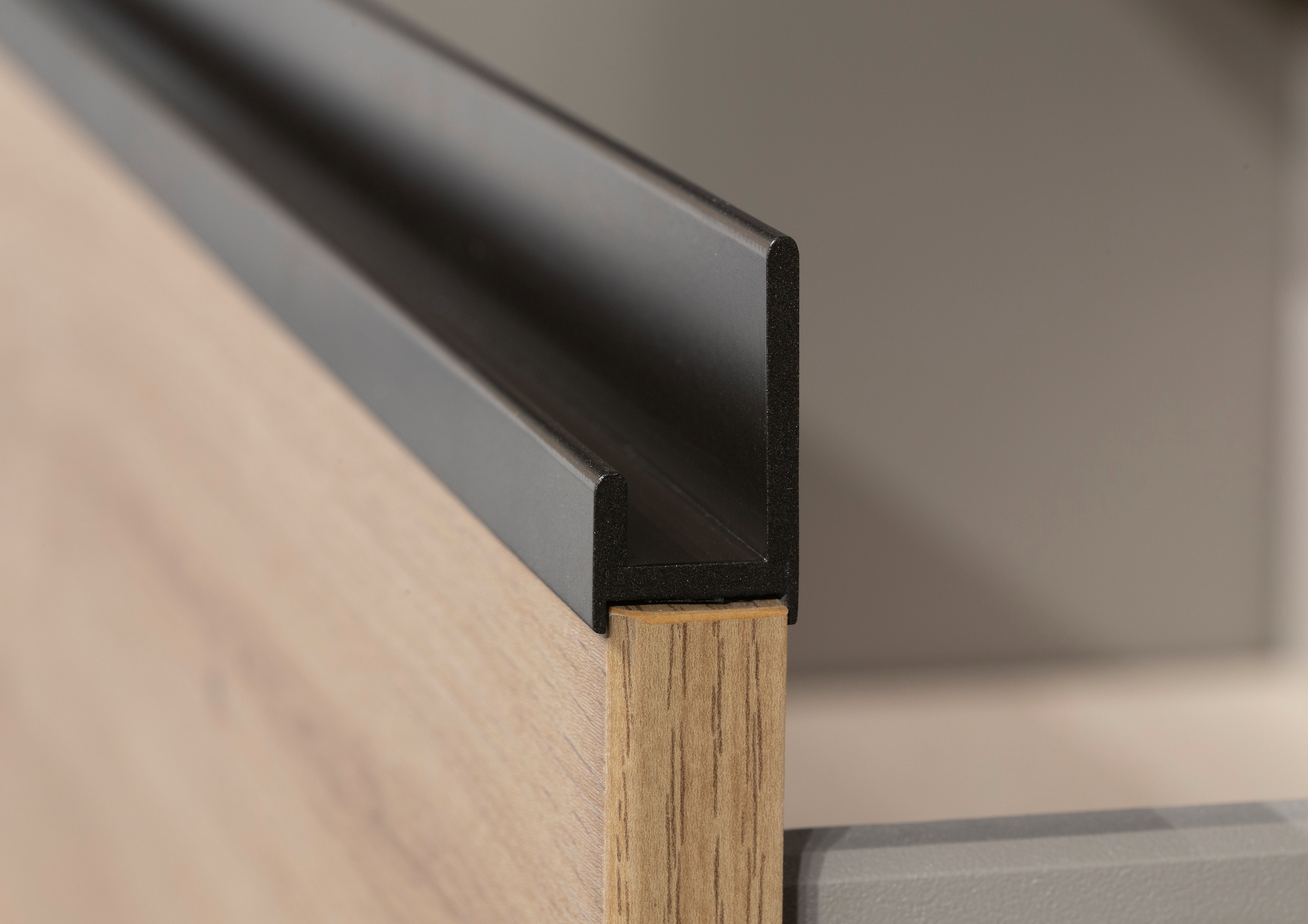 rauch Jugendzimmer-Set »Komplettzimmer Schlafzimmer-Set (5-St.) Jugendzimmer-Set JOEL« Set, Bett 90x200 oder 140x200 cm, Ausstattungspakete BASIC/CLASSIC/PREMIUM, 5 Stk. tlg.