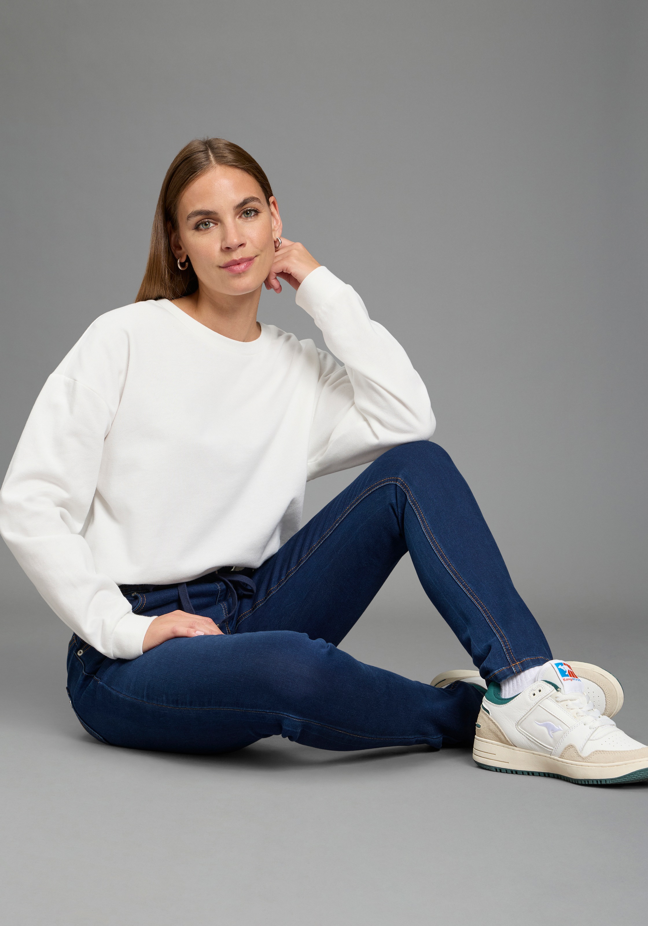 KangaROOS Jogg Pants entspannte Passform