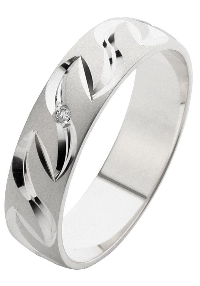 Firetti Trauring »Schmuck Geschenk Gold 375 Hochzeit Ehering "LIEBE"« Made in Germany, wahlweise mit oder ohne Brillant