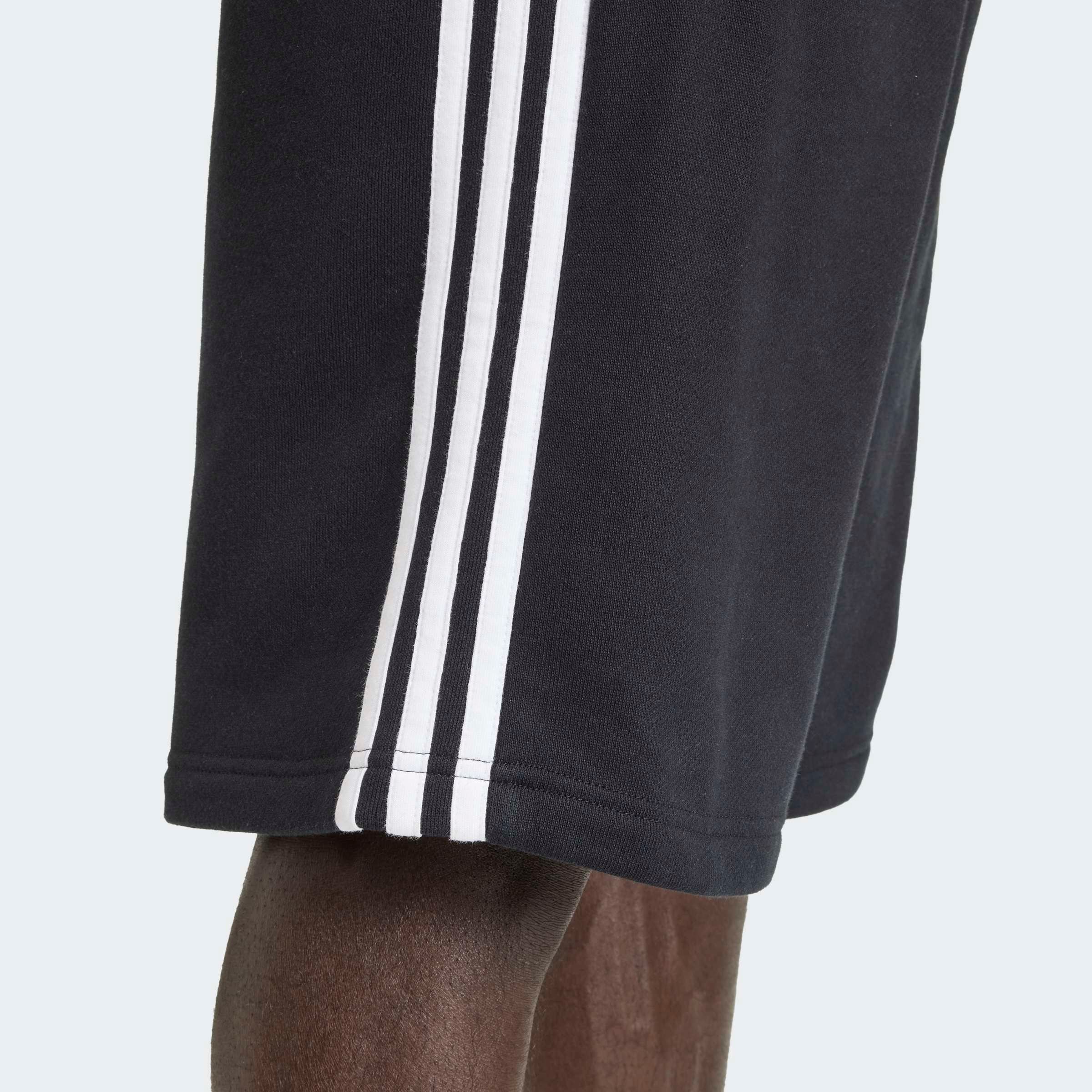 adidas Originals Shorts »3-STREIFEN«  sportlicher Stil, für Straße und Zuhause, aus weichem French Terry