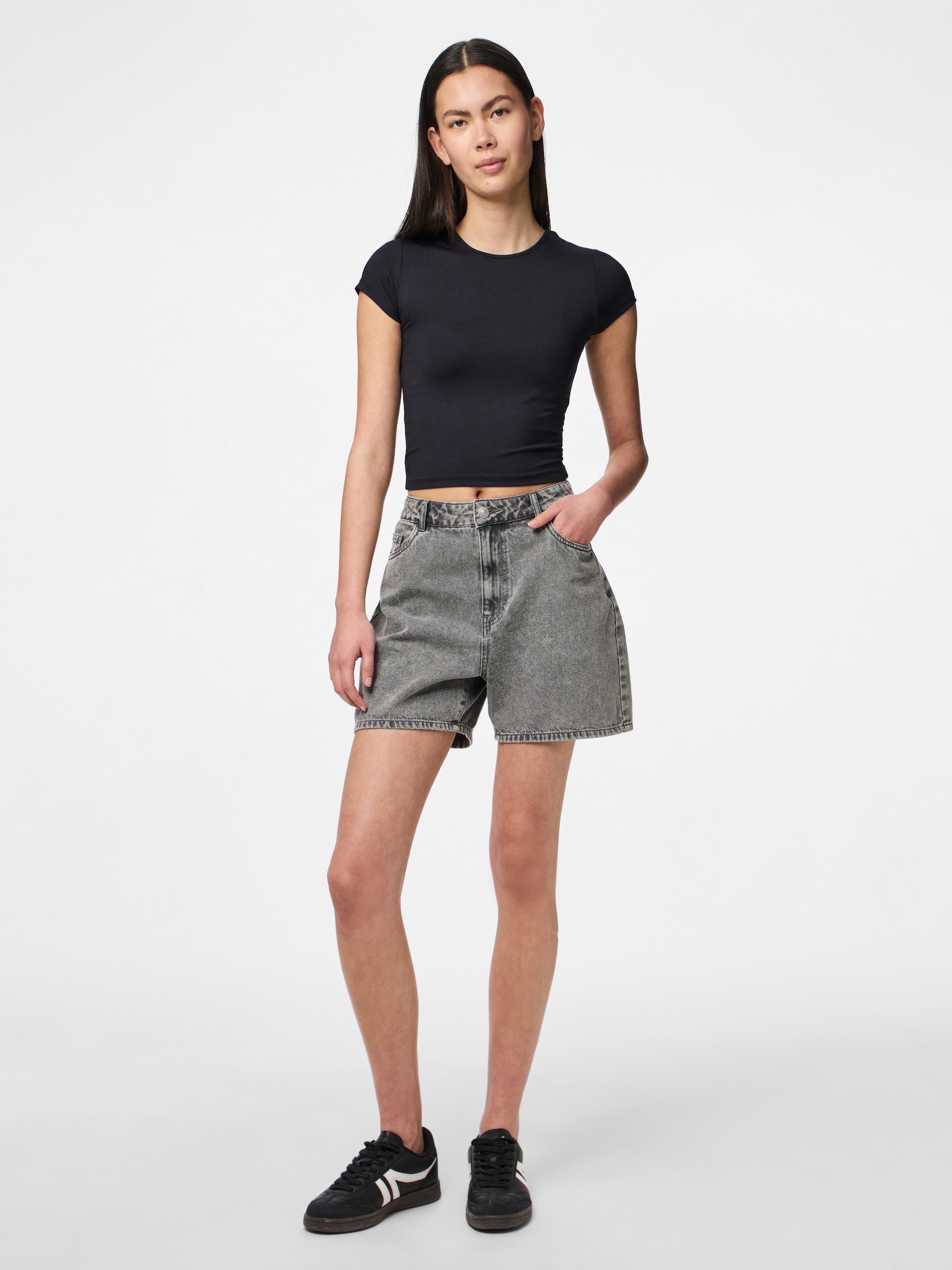 pieces Jeansshorts »PCABBI MW SHORTS NOOS«