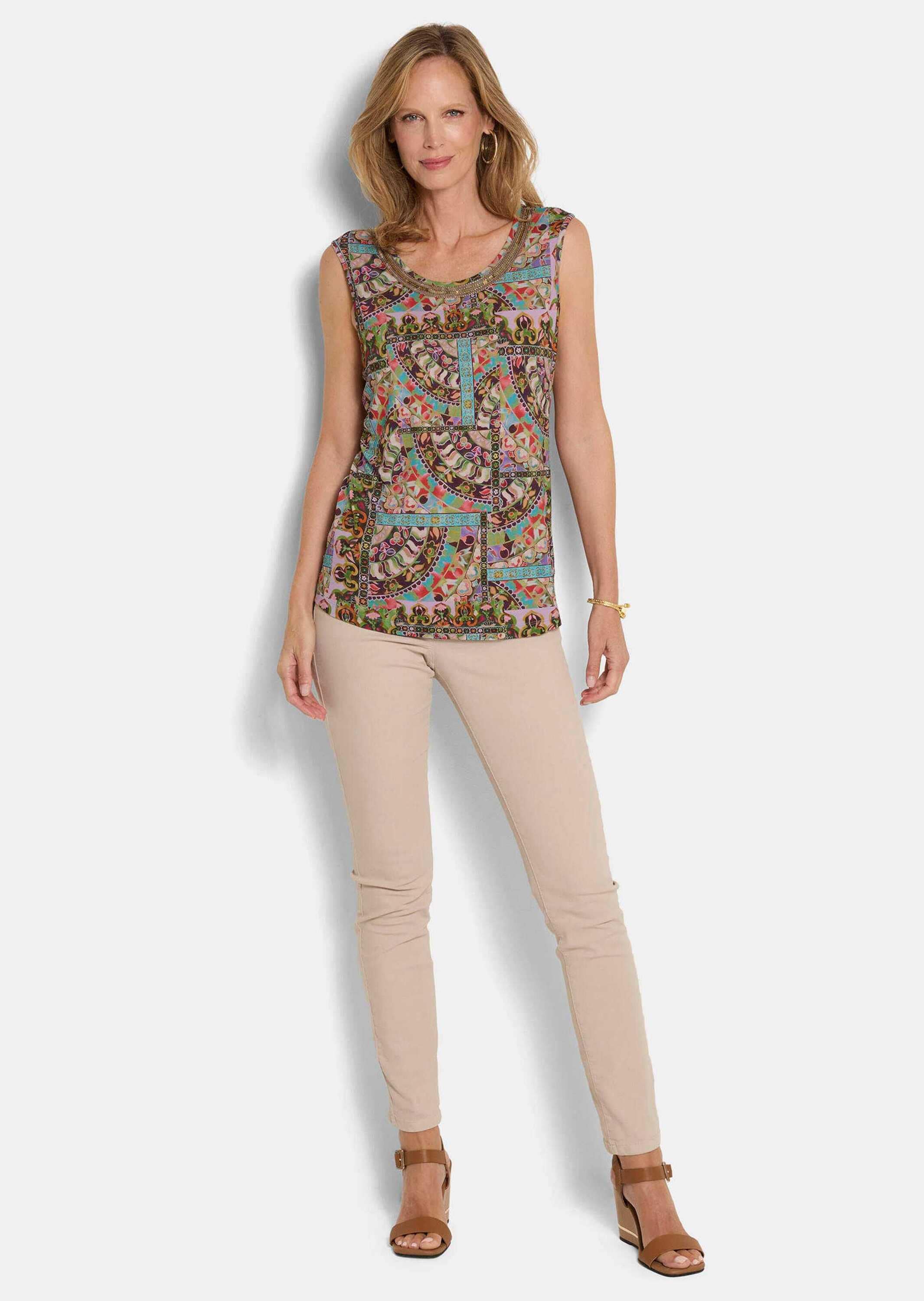 GOLDNER Trägertop »Kurzgröße Viskoseshirt mit Muster-Mix« aufwendige Paillettenstickerei am Ausschnitt