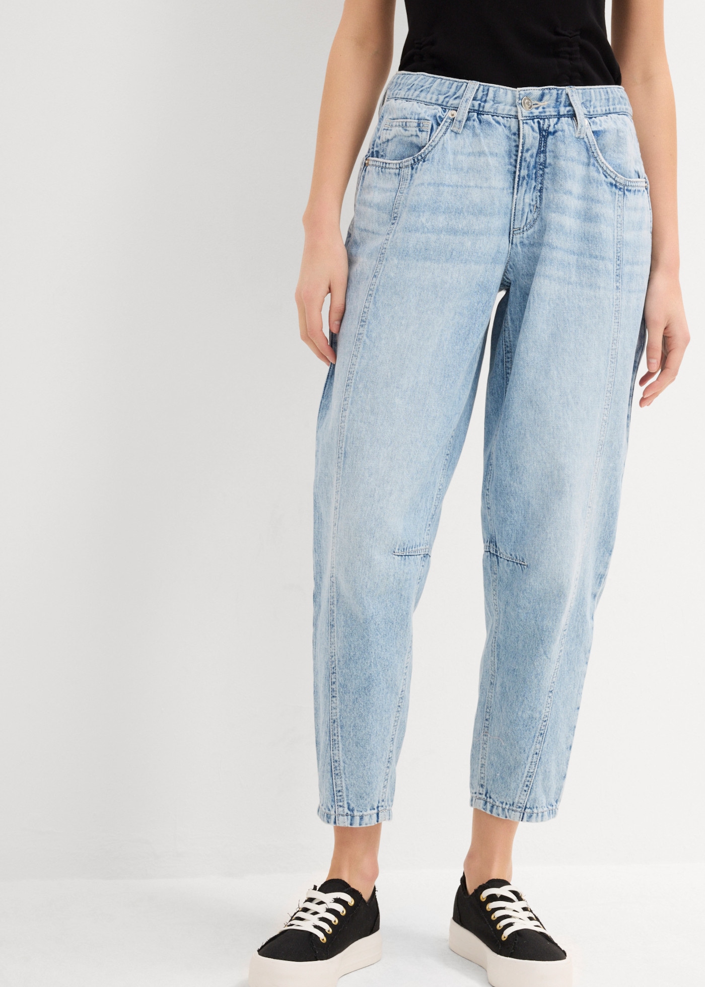 bonprix Loose-fit-Jeans lockere Passform, voluminöses, gerundetes Bein, fester Baumwoll-Denim