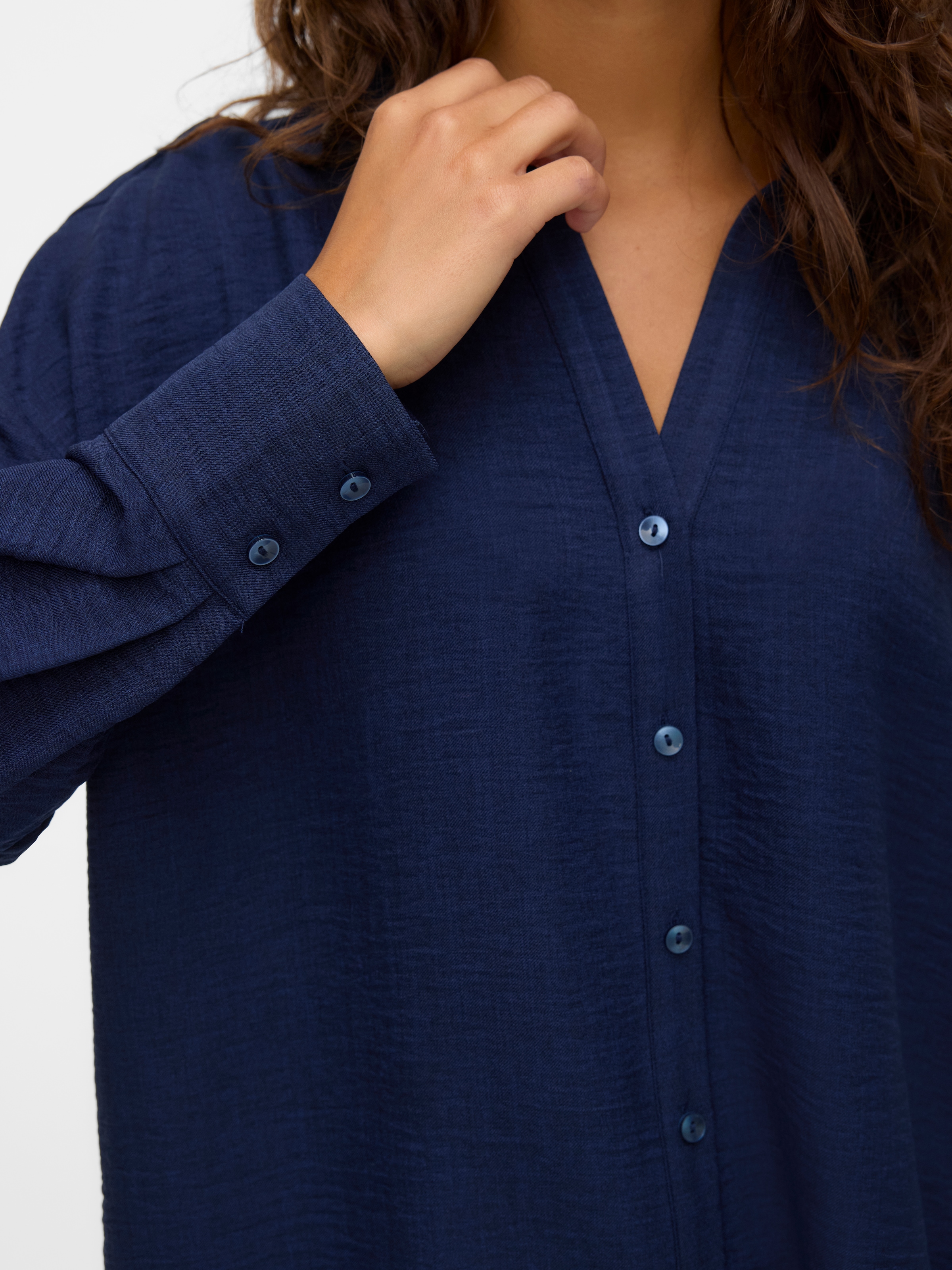 Vero Moda Langarmbluse »VMMELANEY QUEENY LS SHIRT WVN NOOS«