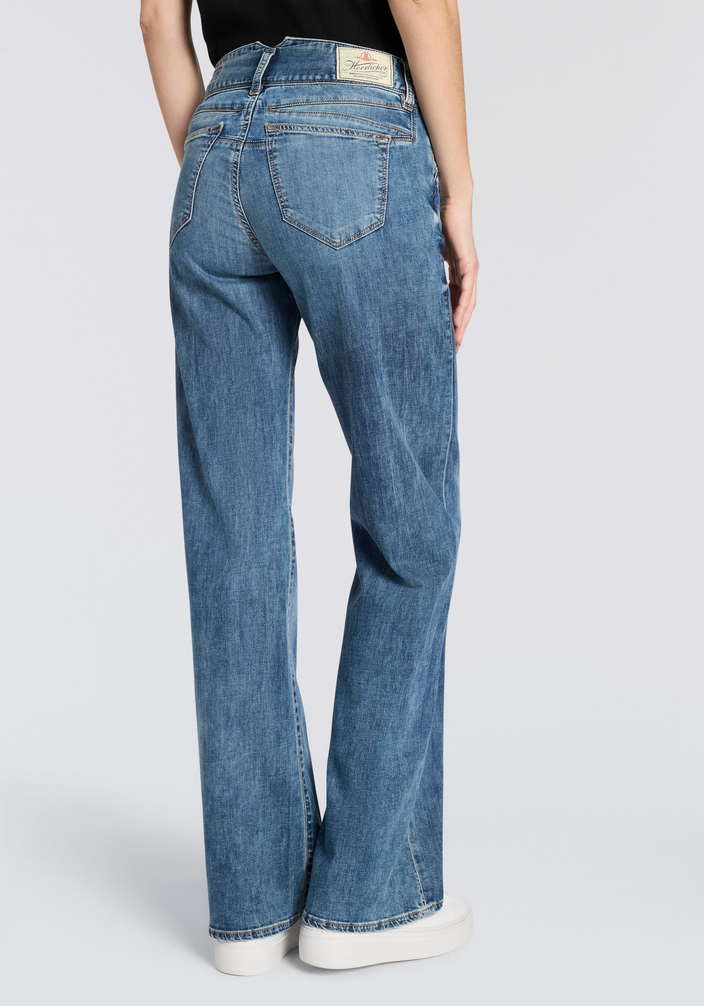 Herrlicher Bootcut-Jeans »Prime New Denim Light« mit Stretch
