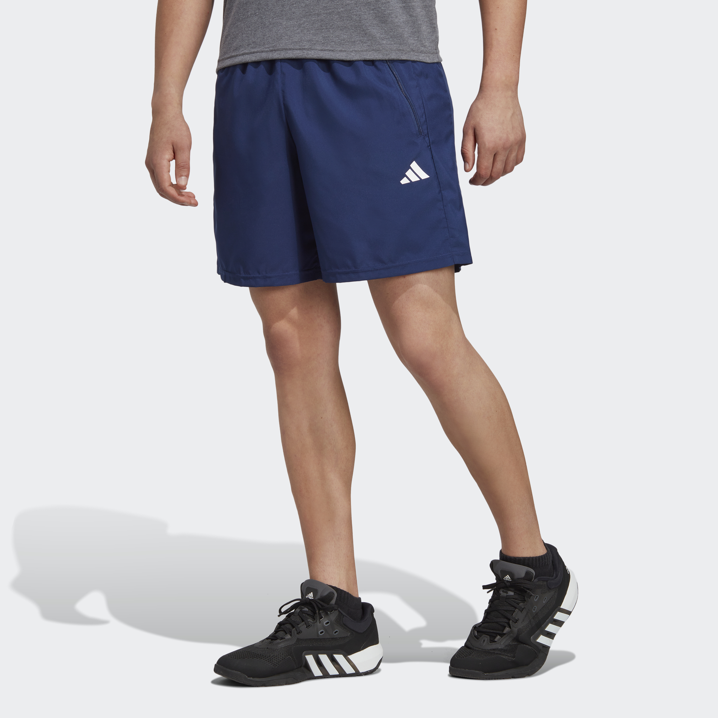 Shorts »TRAIN ESSENTIALS WOVEN TRAINING«, (1 tlg.)