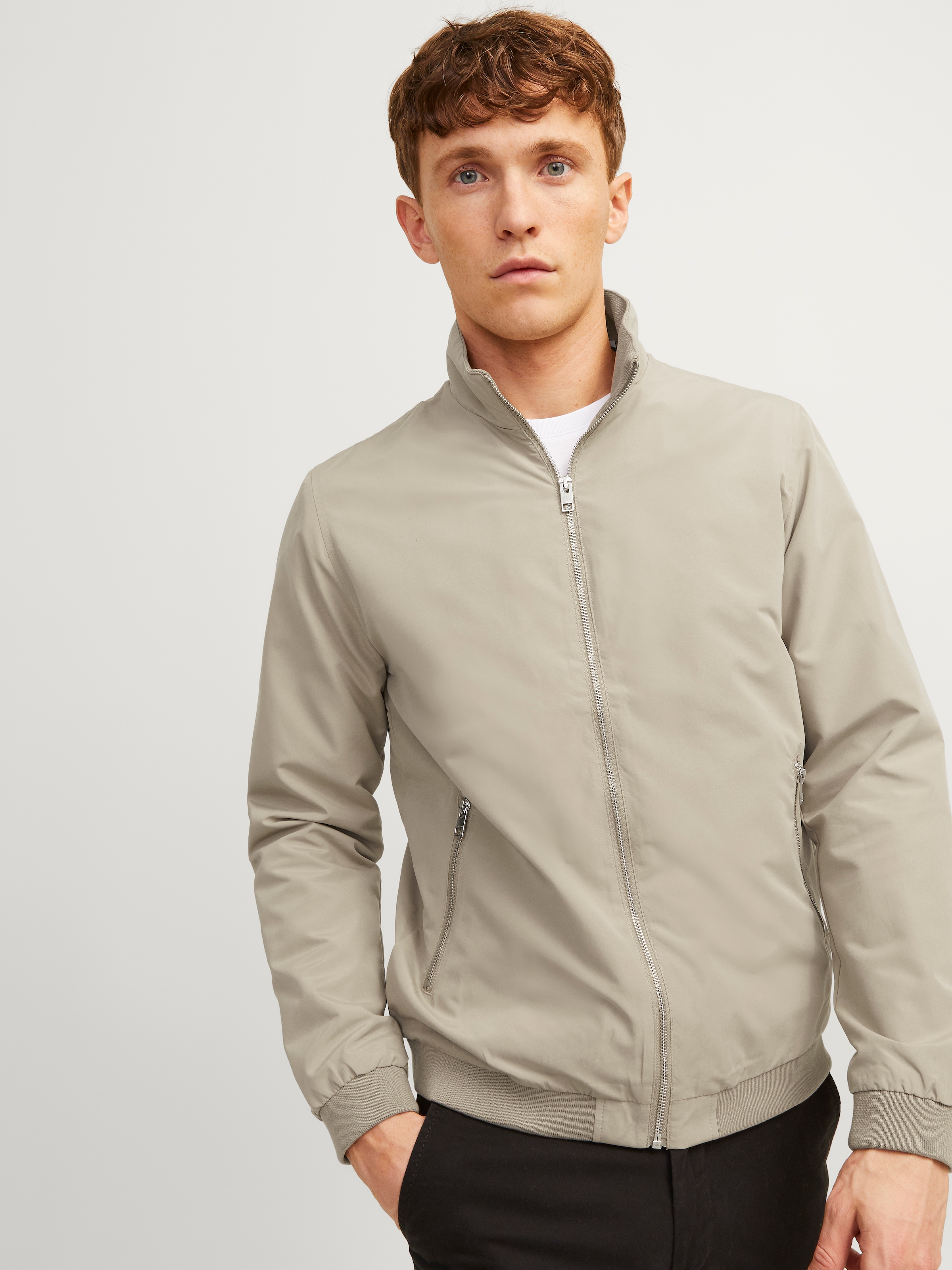Jack & Jones Blouson »JJERUSH Stylisch, funktional, ideal für Herbst, pflegeleicht« ohne Kapuze mit stylischem Stehkragen
