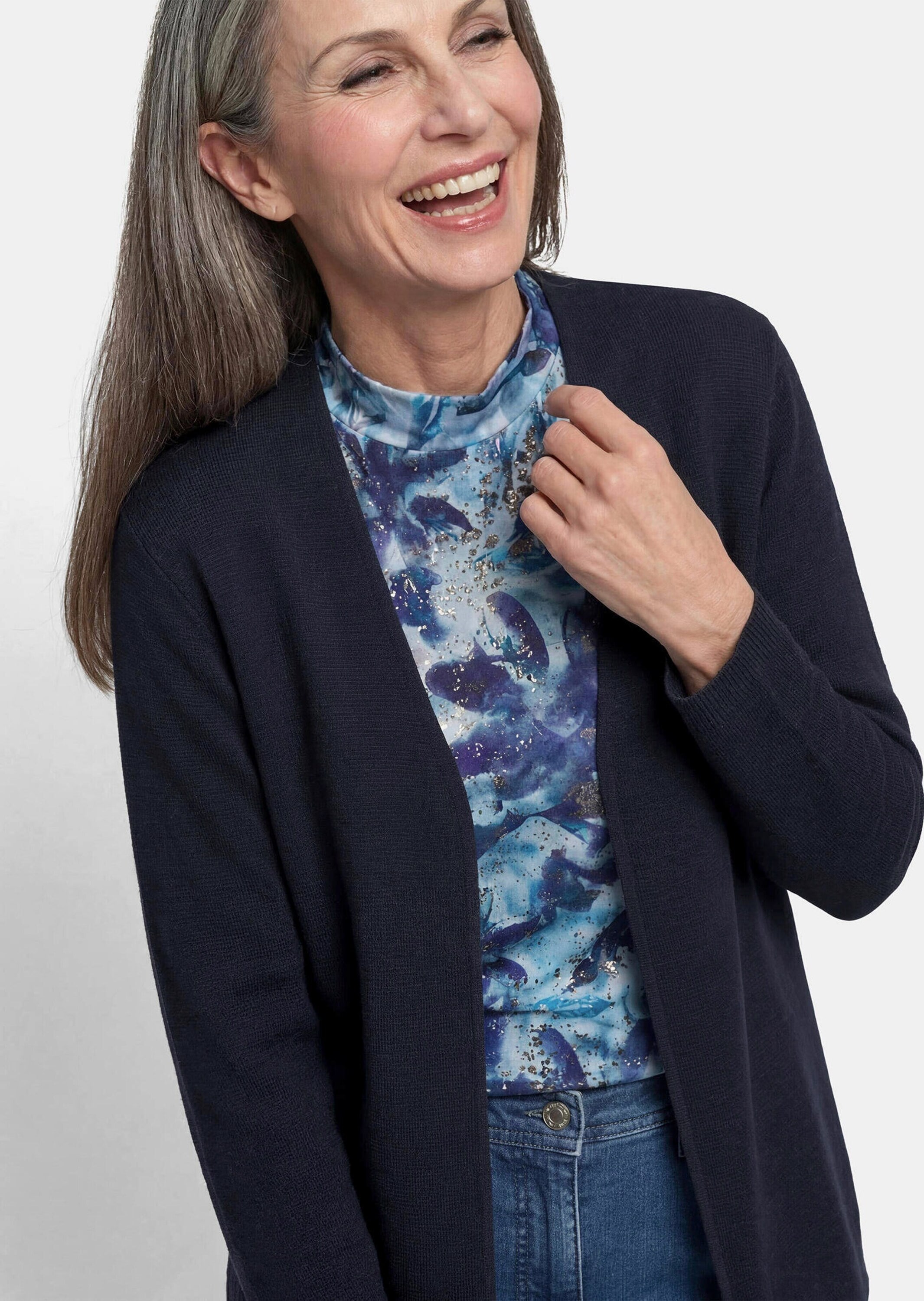 GOLDNER Strickjacke »Kurzgröße Feinstrickjacke mit Schurwolle« flaches Rippenbündchen an Auscnittkante