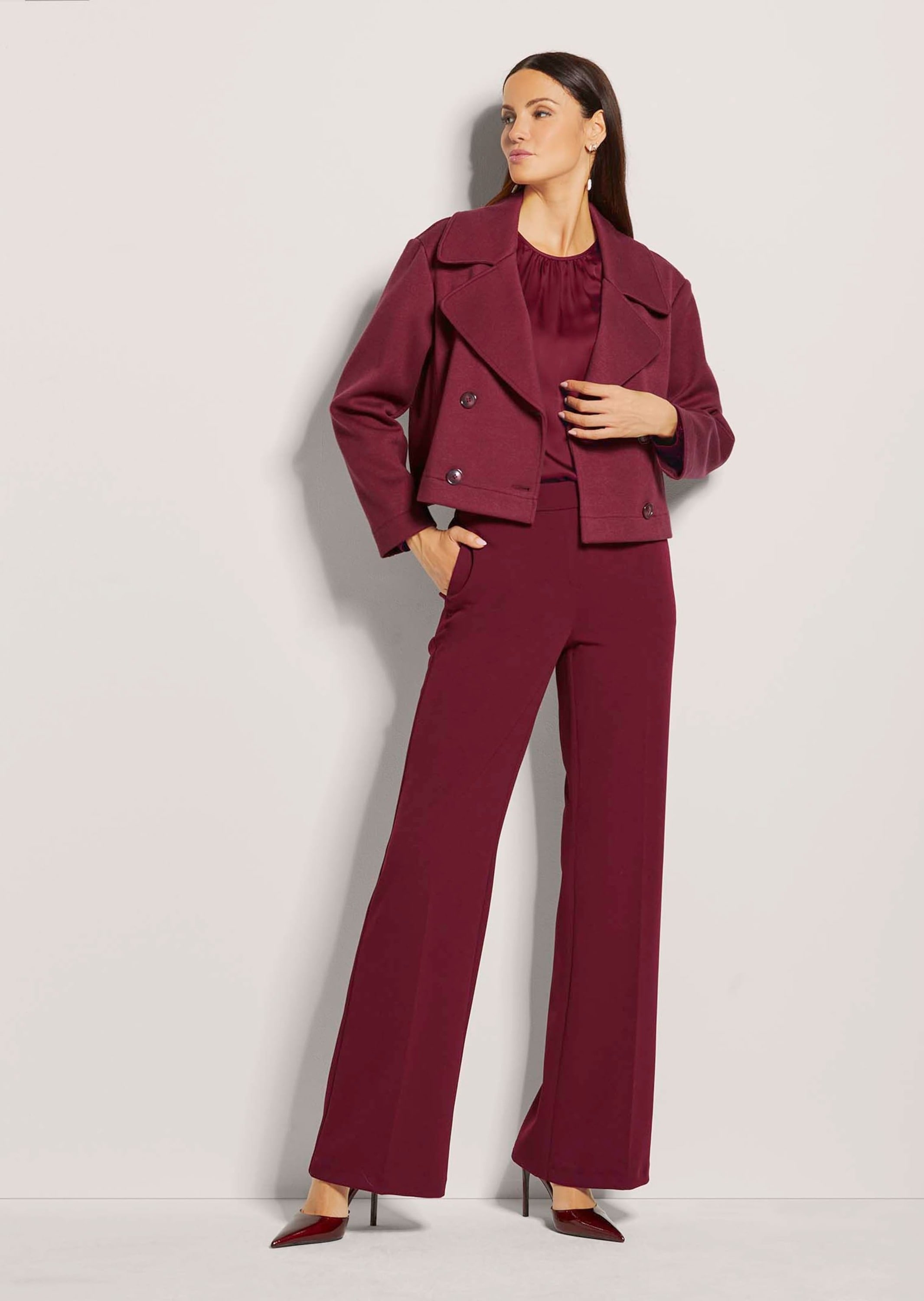 MADELEINE Jerseyblazer »Blazer Zweireihiger Kurzblazer mit Revers«