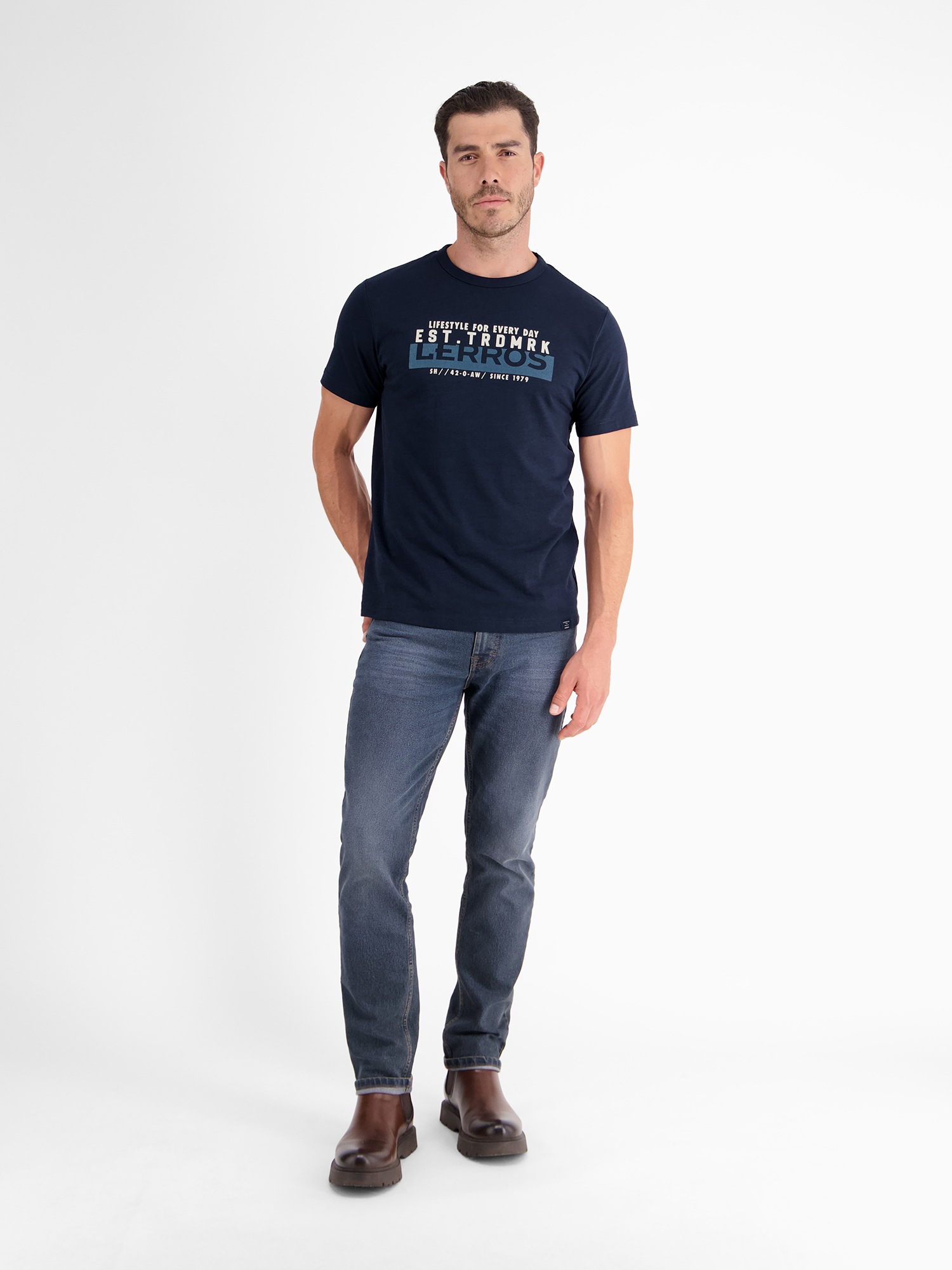 LERROS T-Shirt »LERROS Unifarbenes T-Shirt mit Print«