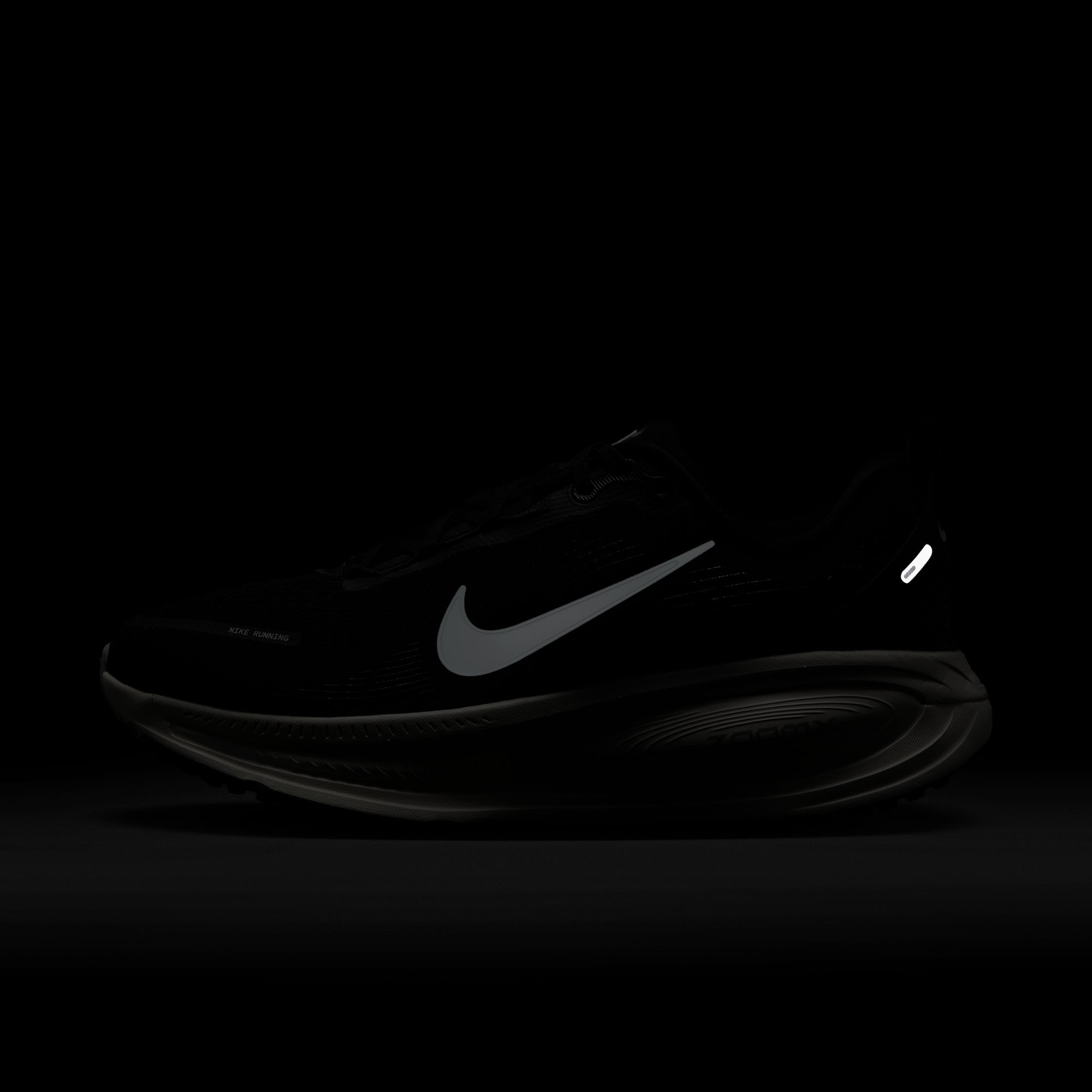 Nike Laufschuh »Nike Vomero 18«  komfortables Laufgefühl durch maximale Dämpfung