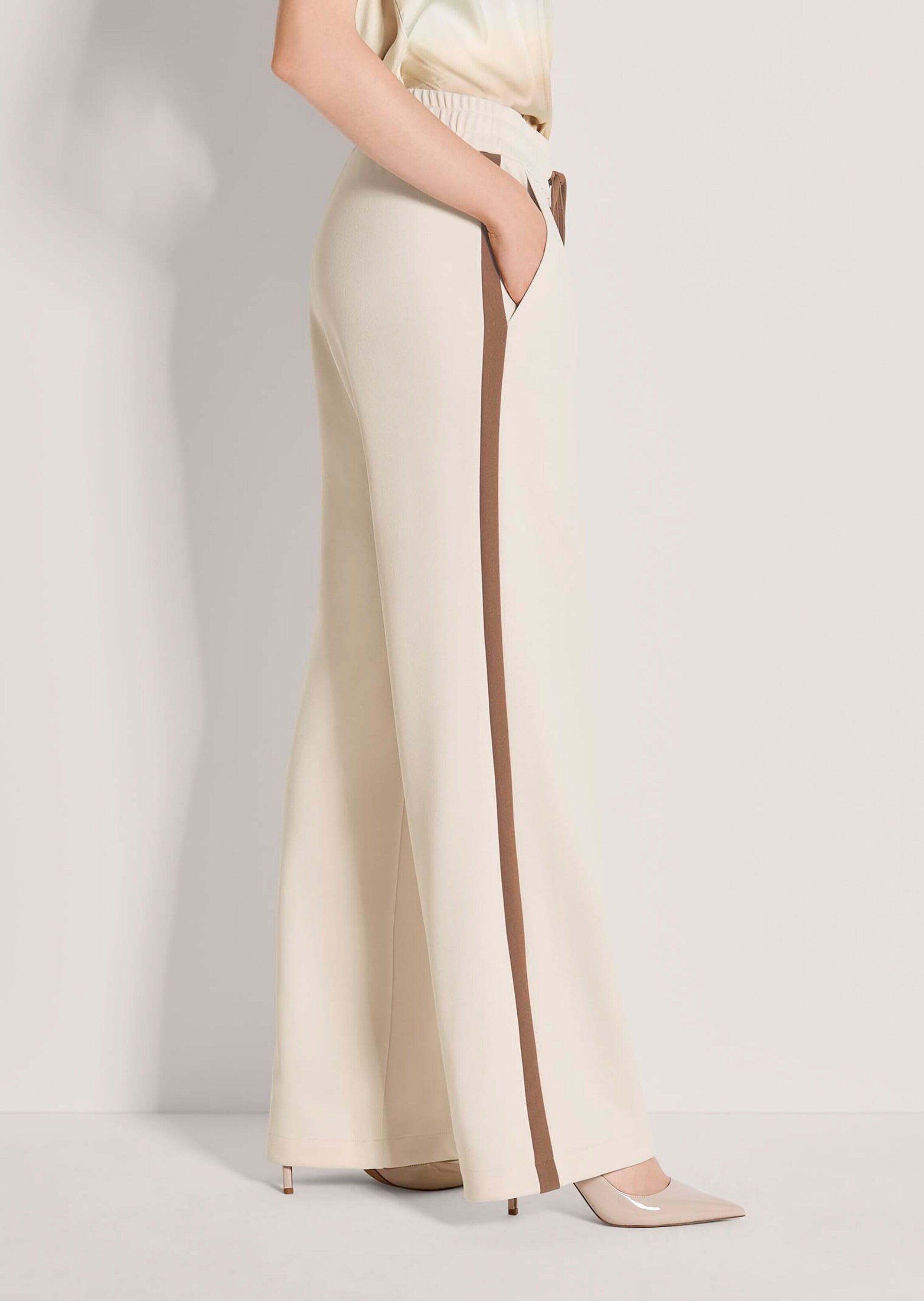 MADELEINE Schlupfhose »Jerseyhose Schlupfhose mit Galonstreifen«