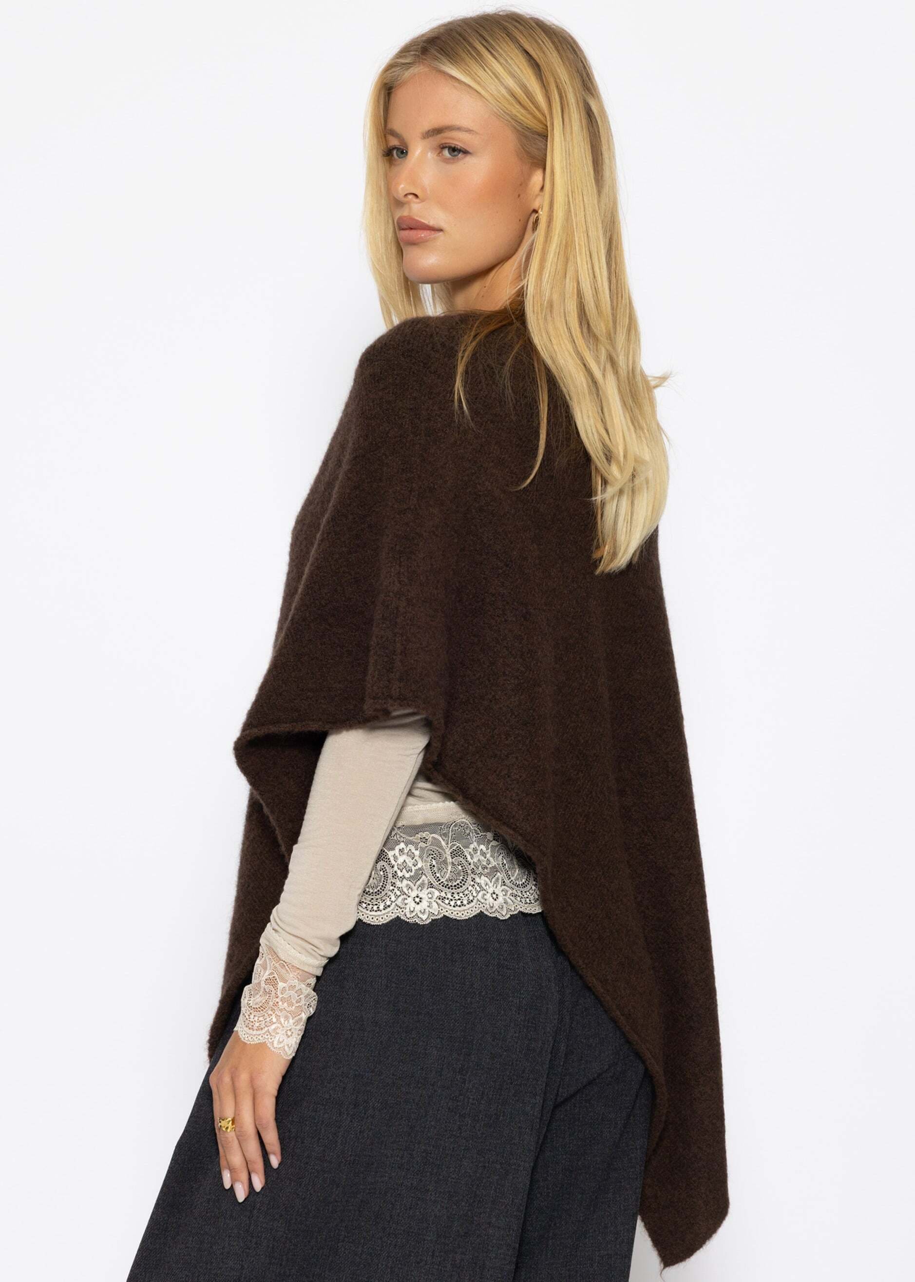 SASSYCLASSY Strickponcho »Poncho mit Wollanteil« Poncho mit Stehkragen in Offwhite