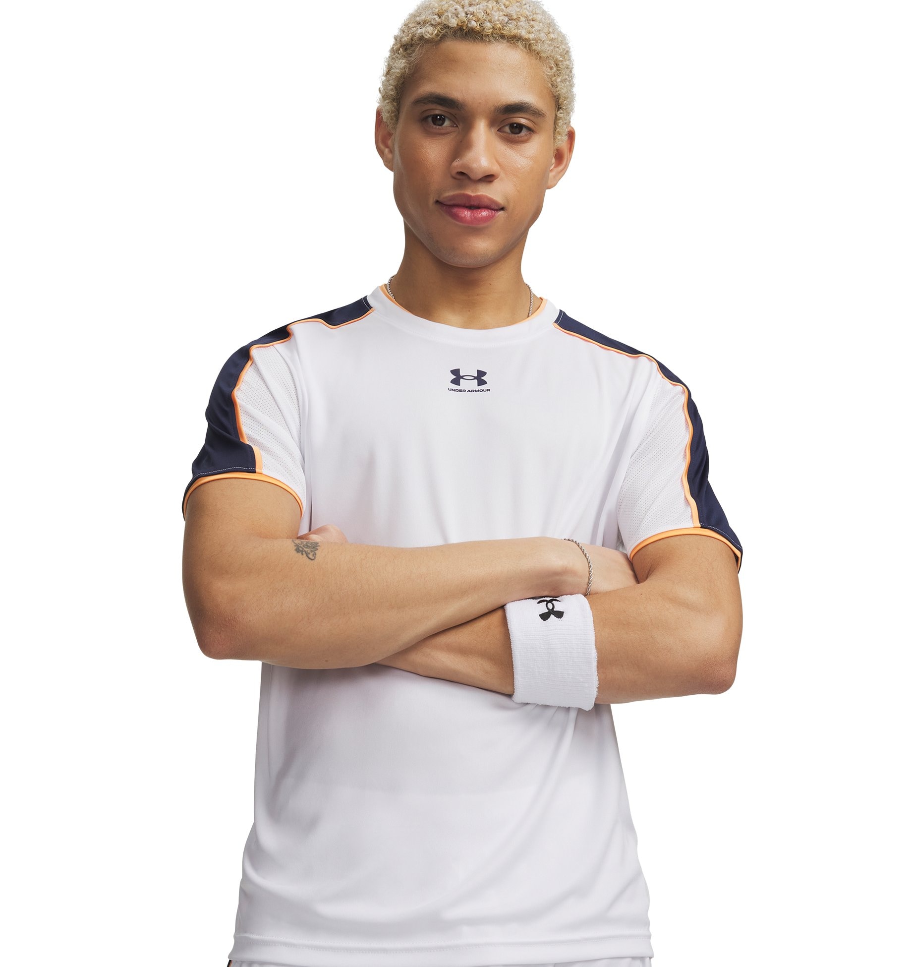 Under Armour® Trainingsshirt »UA M CHALLENGER TRAIN SS« kurze Ärmel, mit atmungsaktiven Mesh-Einsätzen, geruchsregulierend