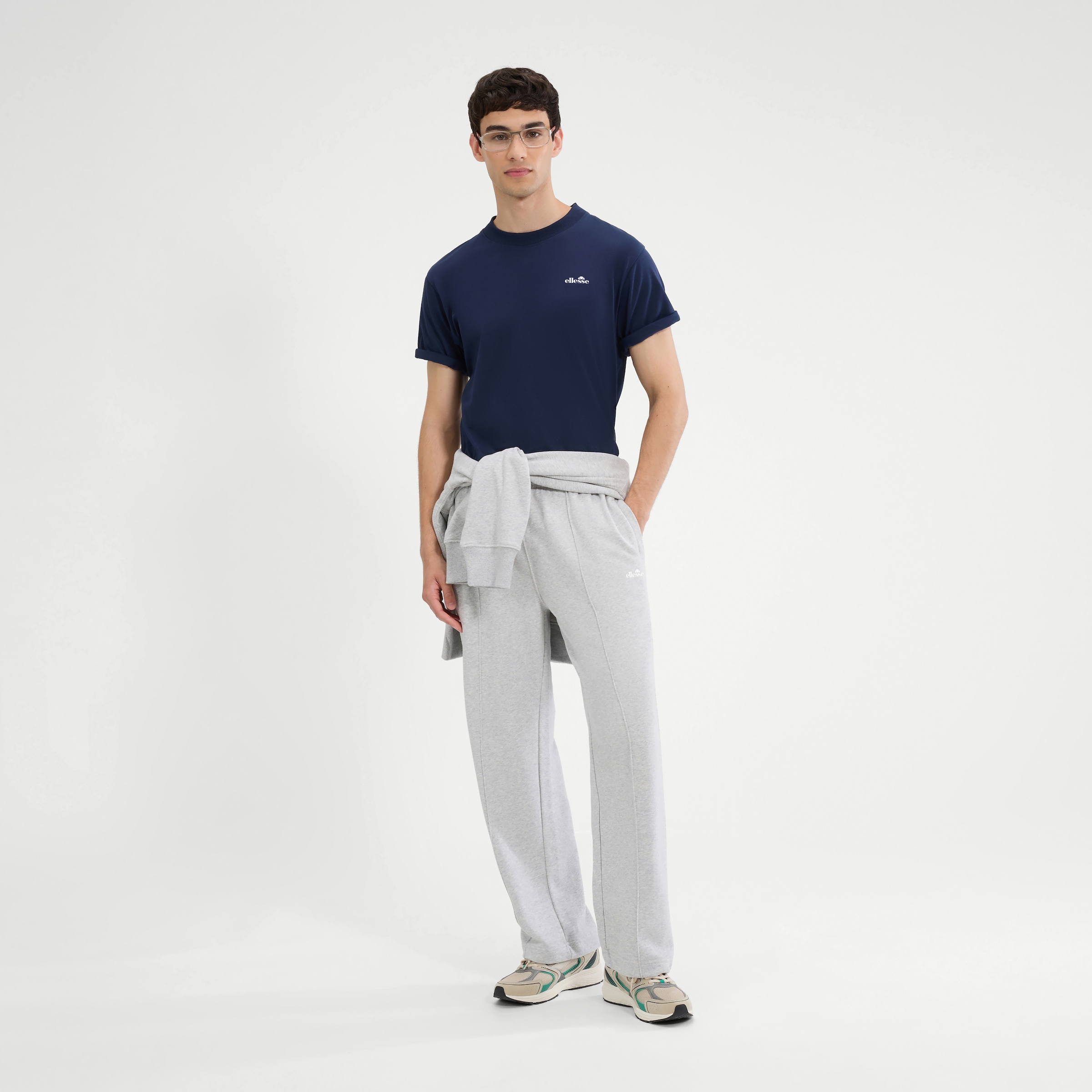 Ellesse T-Shirt »ACCIANO T-SHIRT« Kurzarm, mit Rundhalsausschnitt, ohne Verschluss, aus Baumwolle