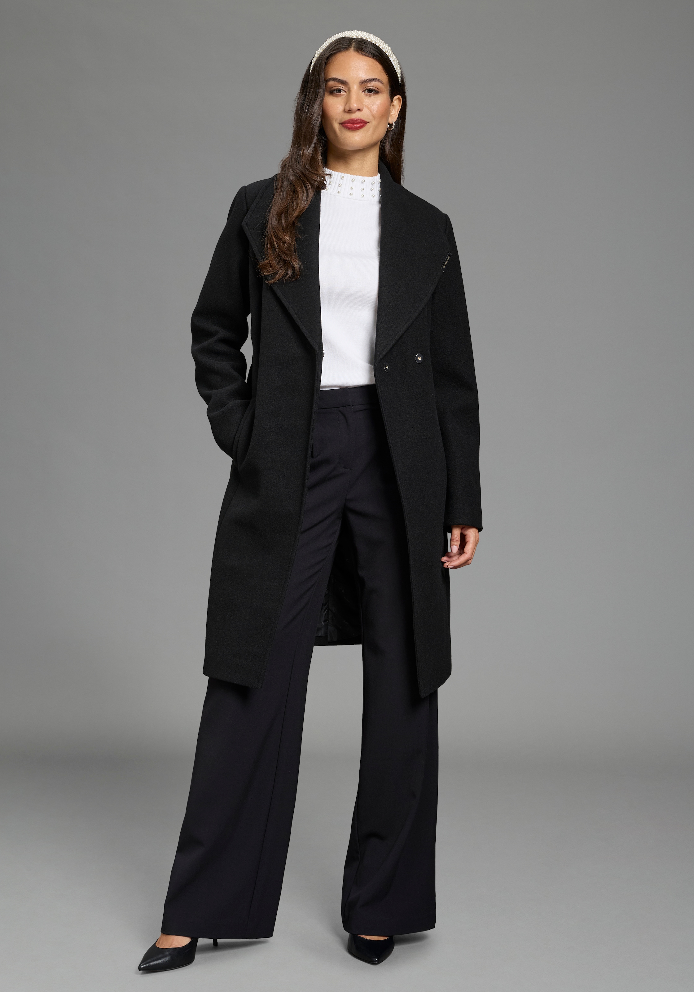 Melrose Rollkragenpullover mit eleganten Perlen am Kragen