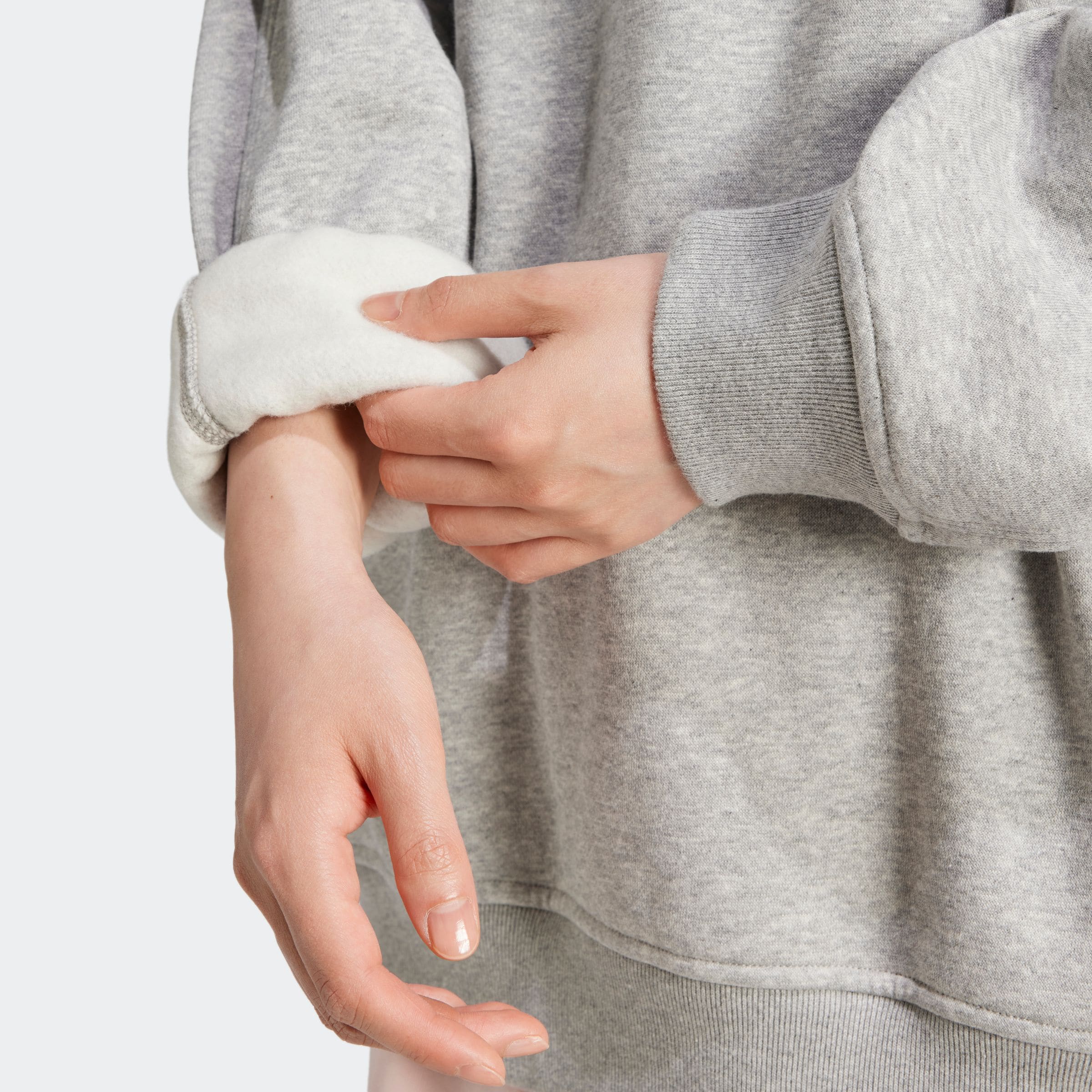 adidas Originals Sweatshirt »ESSENTIALS FLEECE-, RUNDHALSAUSSCHNITT, LANG, OVERSIZED«
