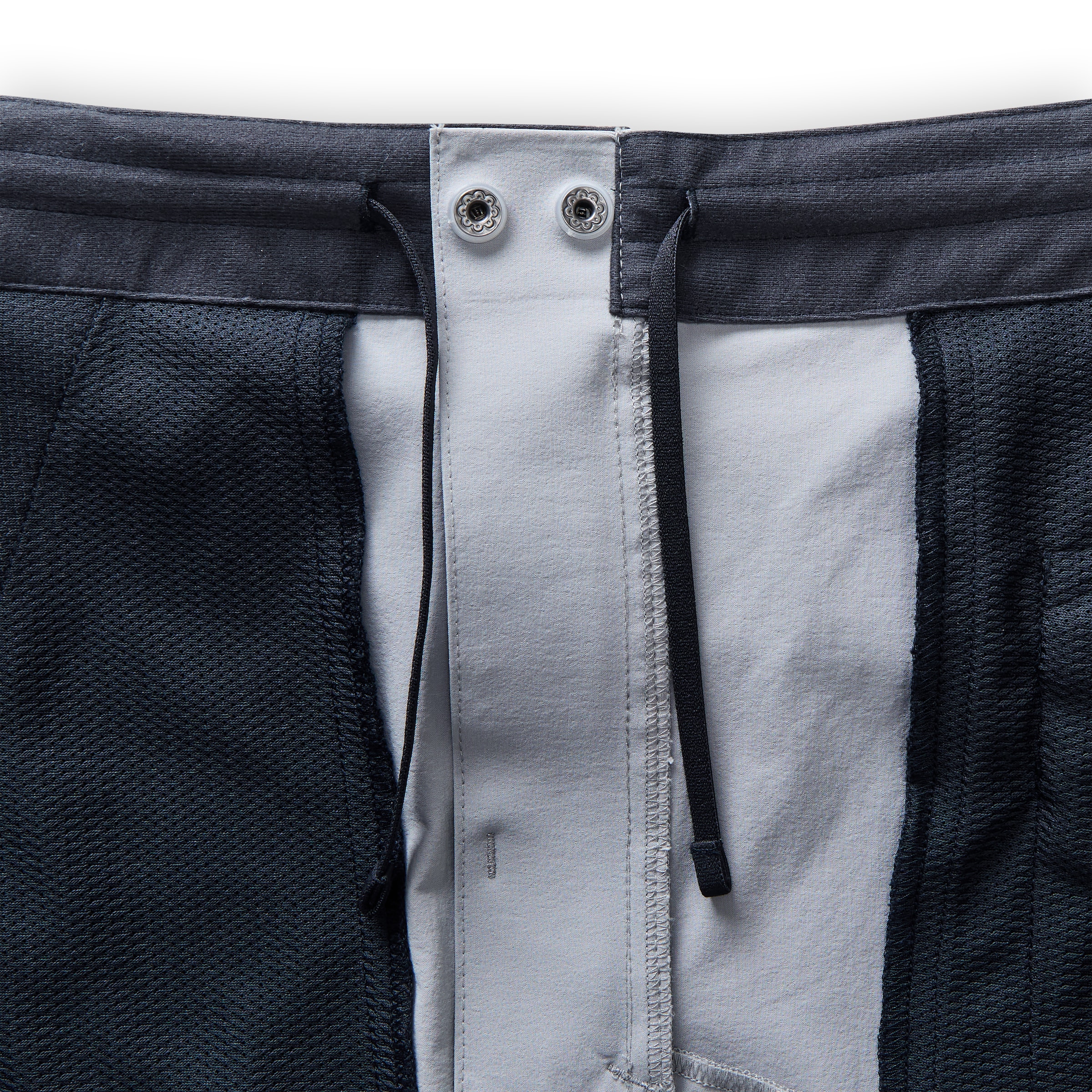 Berghaus Funktionsshorts »CALDBECK SHORT AM«  elastisches Material, leichtes Obermaterial, atmungsaktives Futter