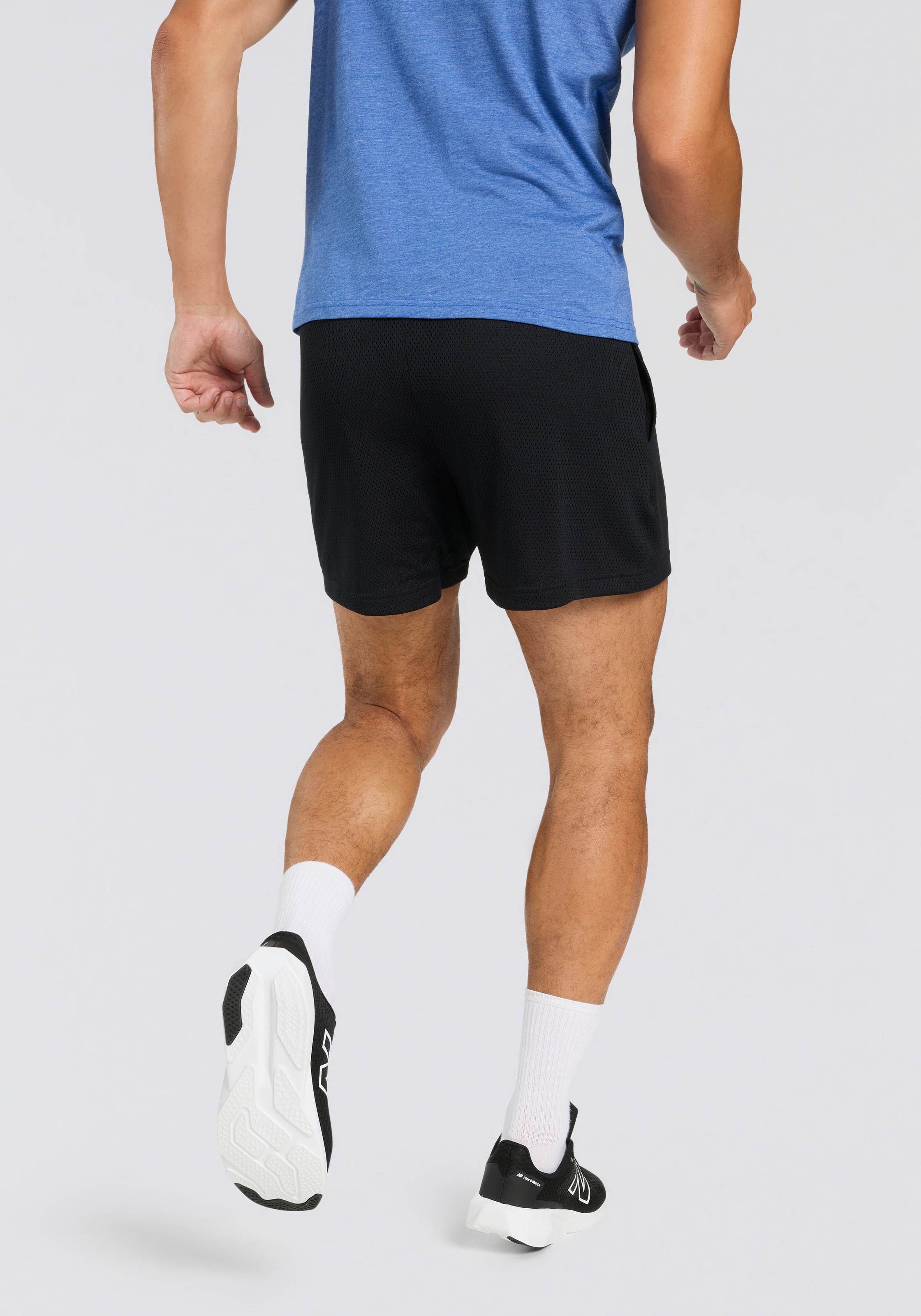 New Balance Shorts »Sport Essentials Mesh Short 5"«