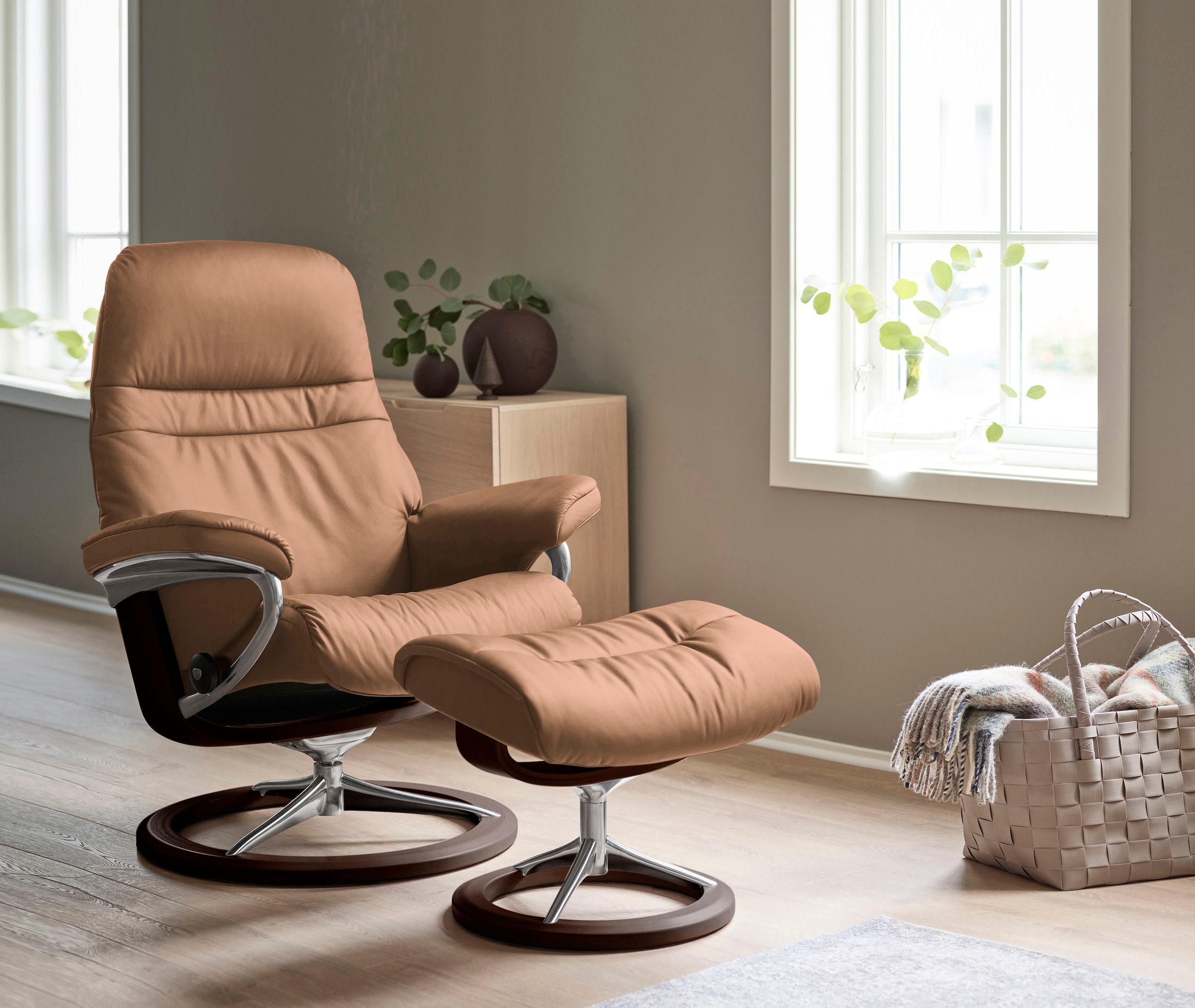 Stressless® Relaxsessel »Sunrise«, (Set, Relaxsessel mit Hocker), mit Signature Base, Größe M,...