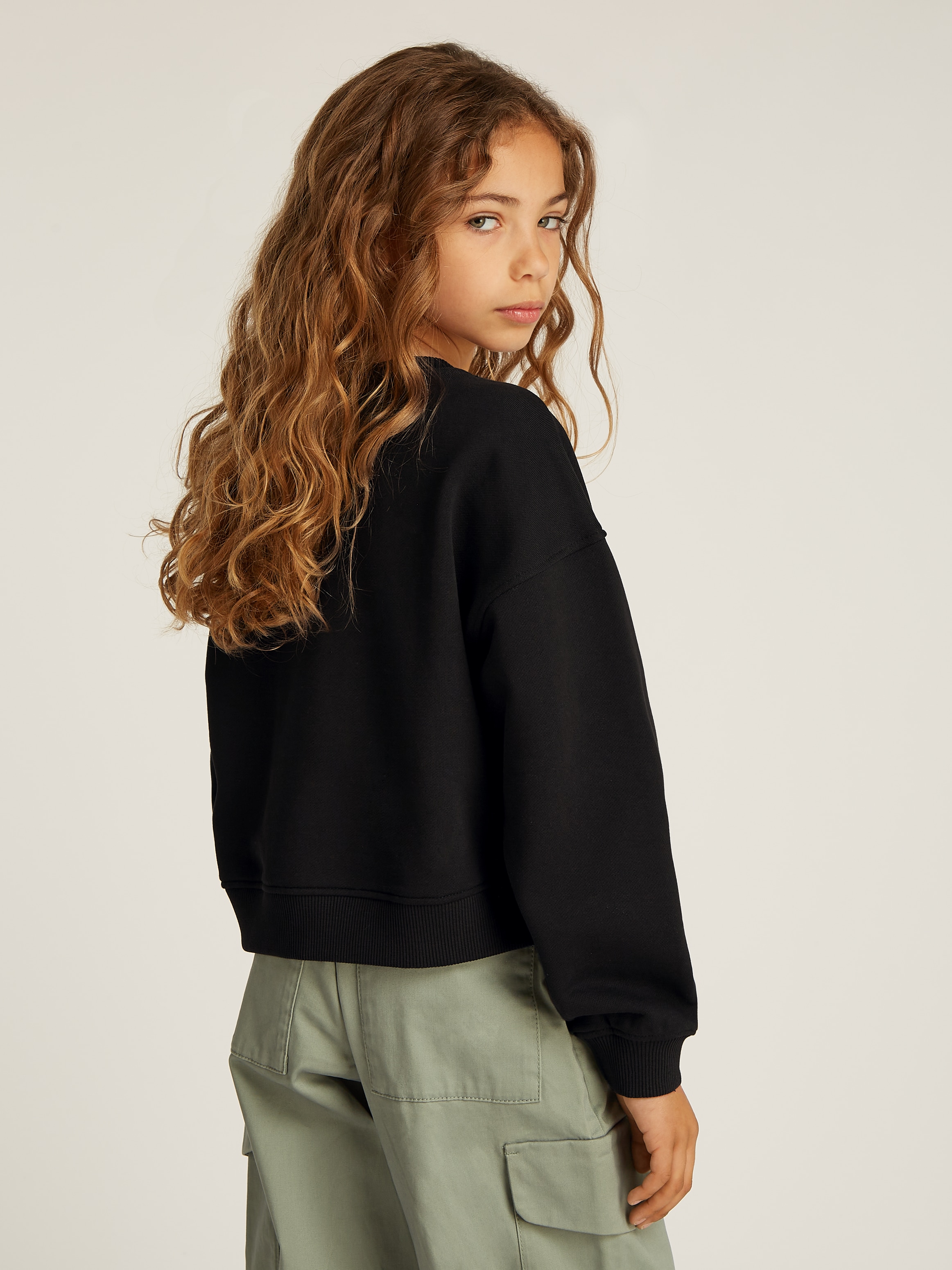 Calvin Klein Jeans Sweatshirt »GLITTER MONOLOGO CN SWEATSHIRT«, für Kinder bis 16 Jahre mit Logoschriftzug