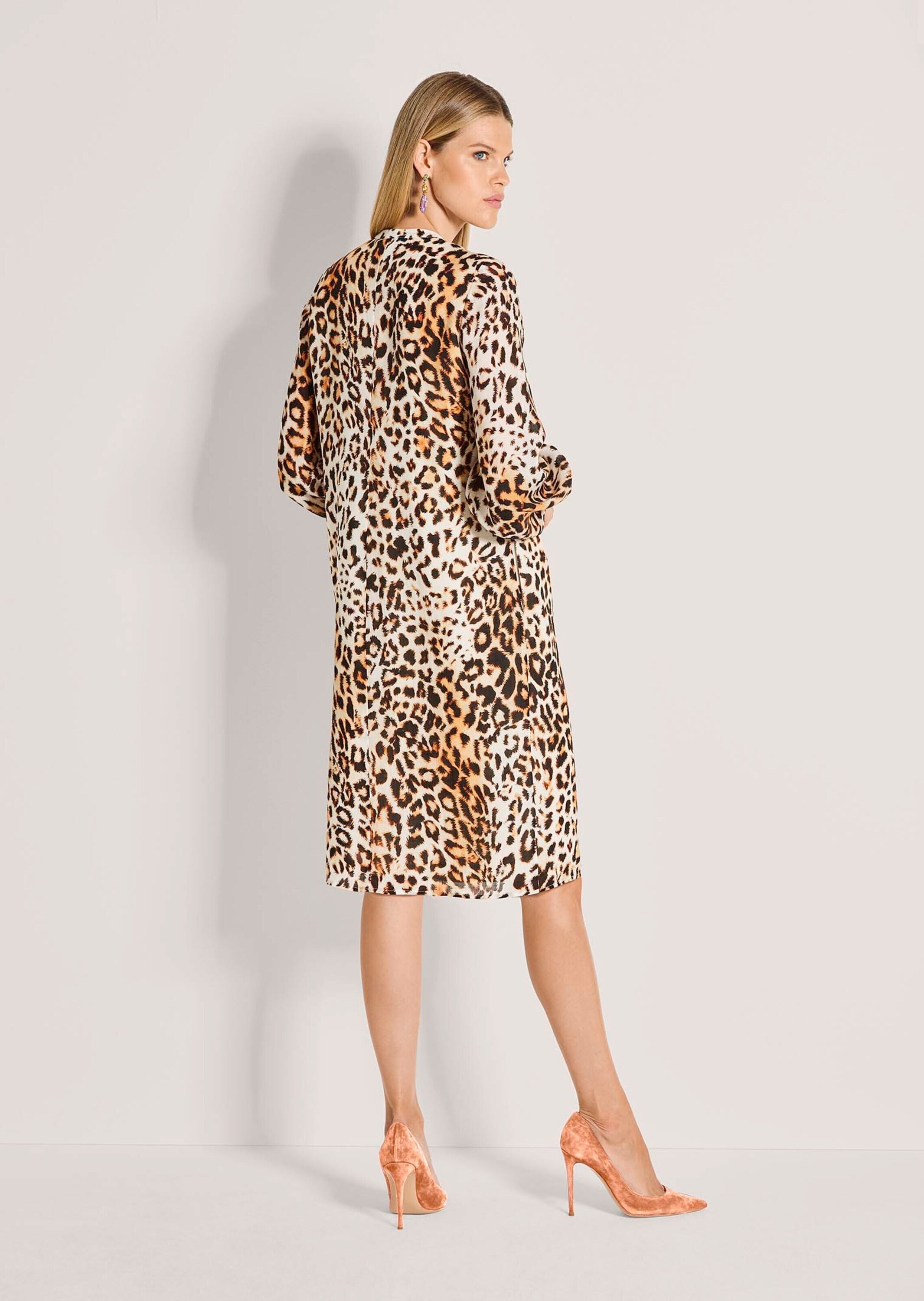 MADELEINE Midikleid »Midikleid Druckkleid mit Animal-Print«