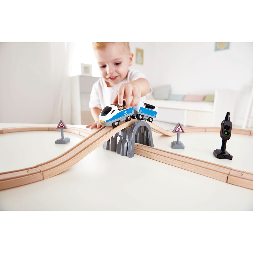 Hape Spielzeug-Eisenbahn »Eisenbahn-Set, achtförmig«, (Set)