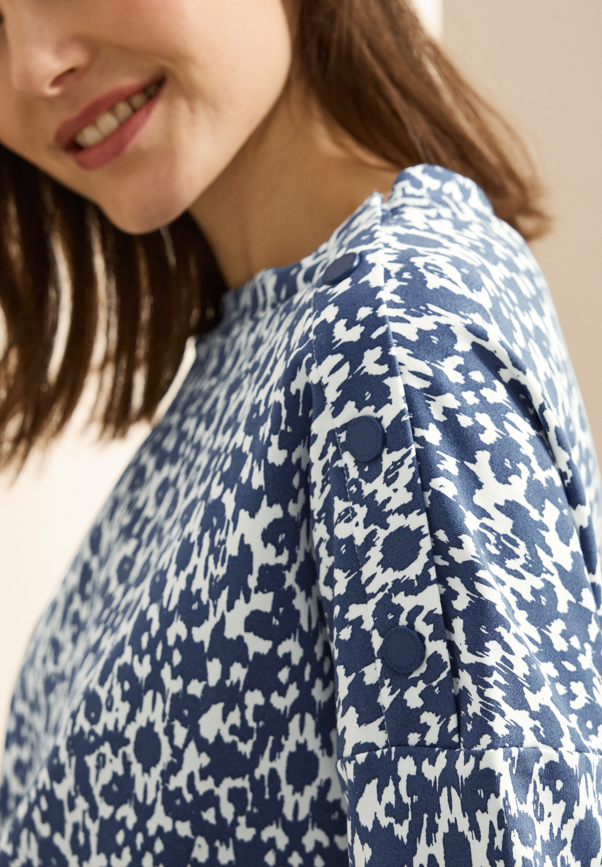 Cecil Print-Shirt, mit Minimalprint und Knopfdetail