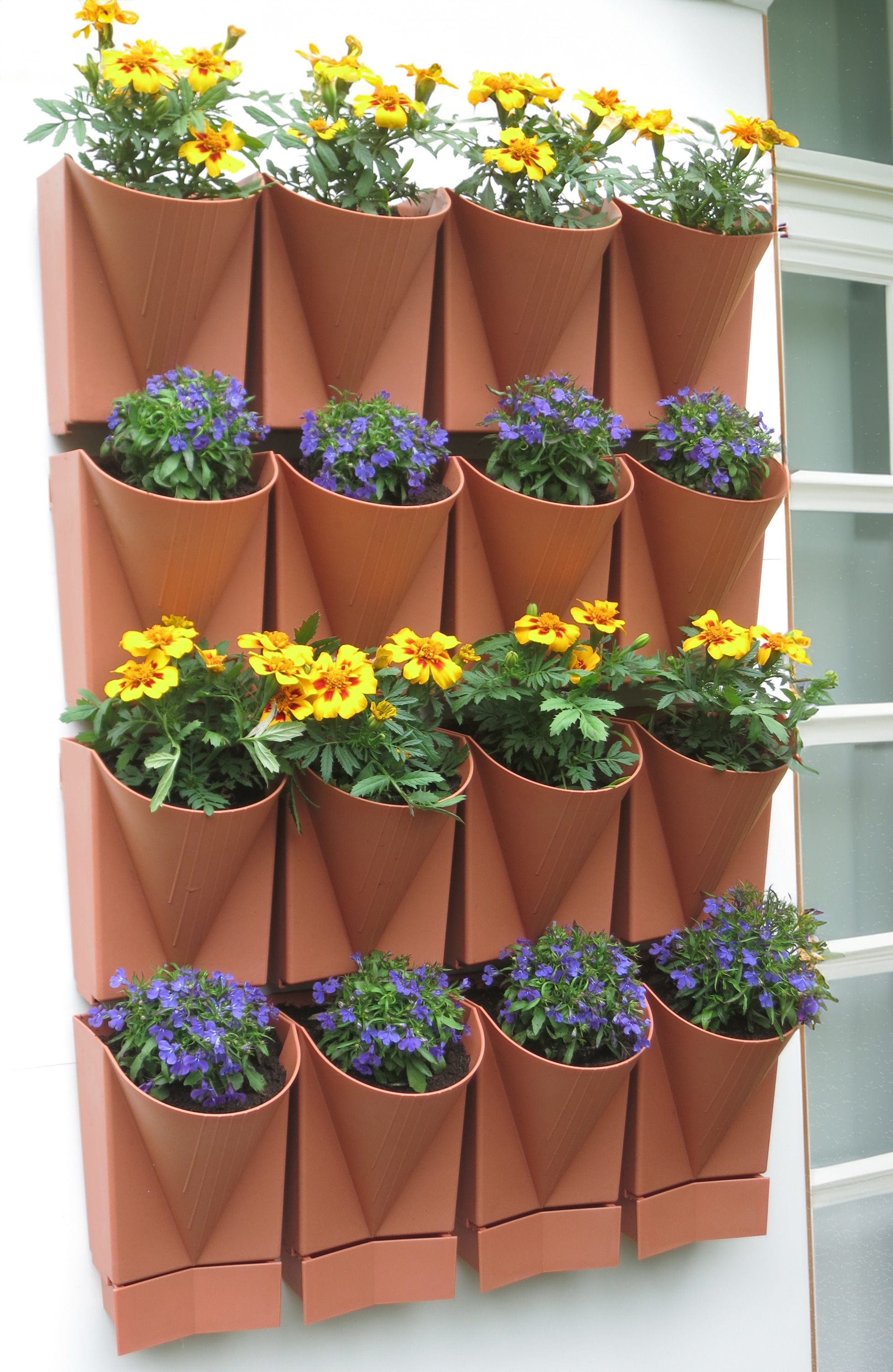 VCM Hängeaufbewahrung »VCM 16er Set Pflanzgefäß | Entwicklung und Hersteller in Deutschland | Maße pro Gefäß ca. H. 20 x B. 15 x T. 12 cm | Wandgarten - Blumenkasten«, (16 St.)